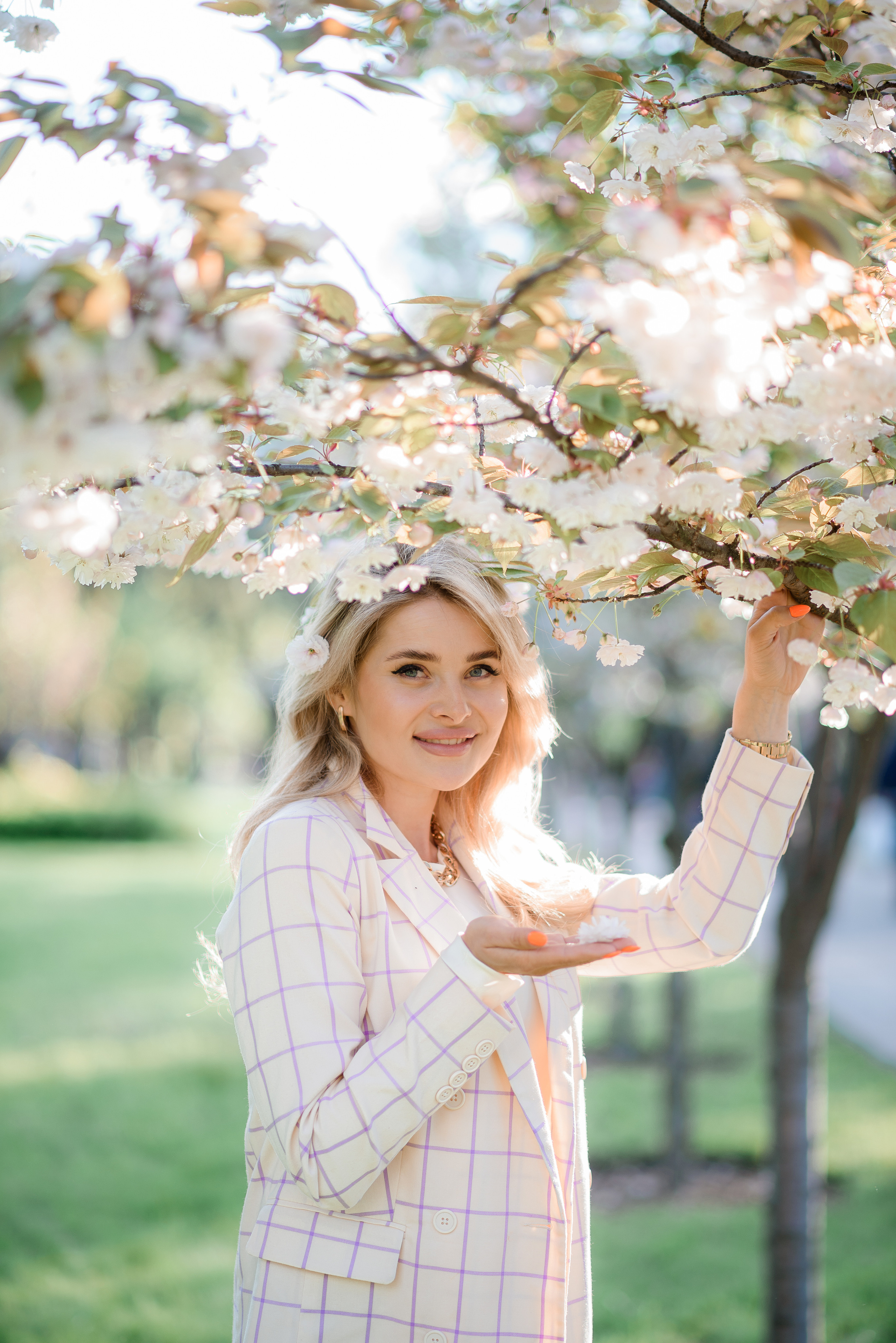 Юля. Весняне цвітіння. Сімейний та дитячий фотограф в Києві та Ірпені Тетяна Чайка