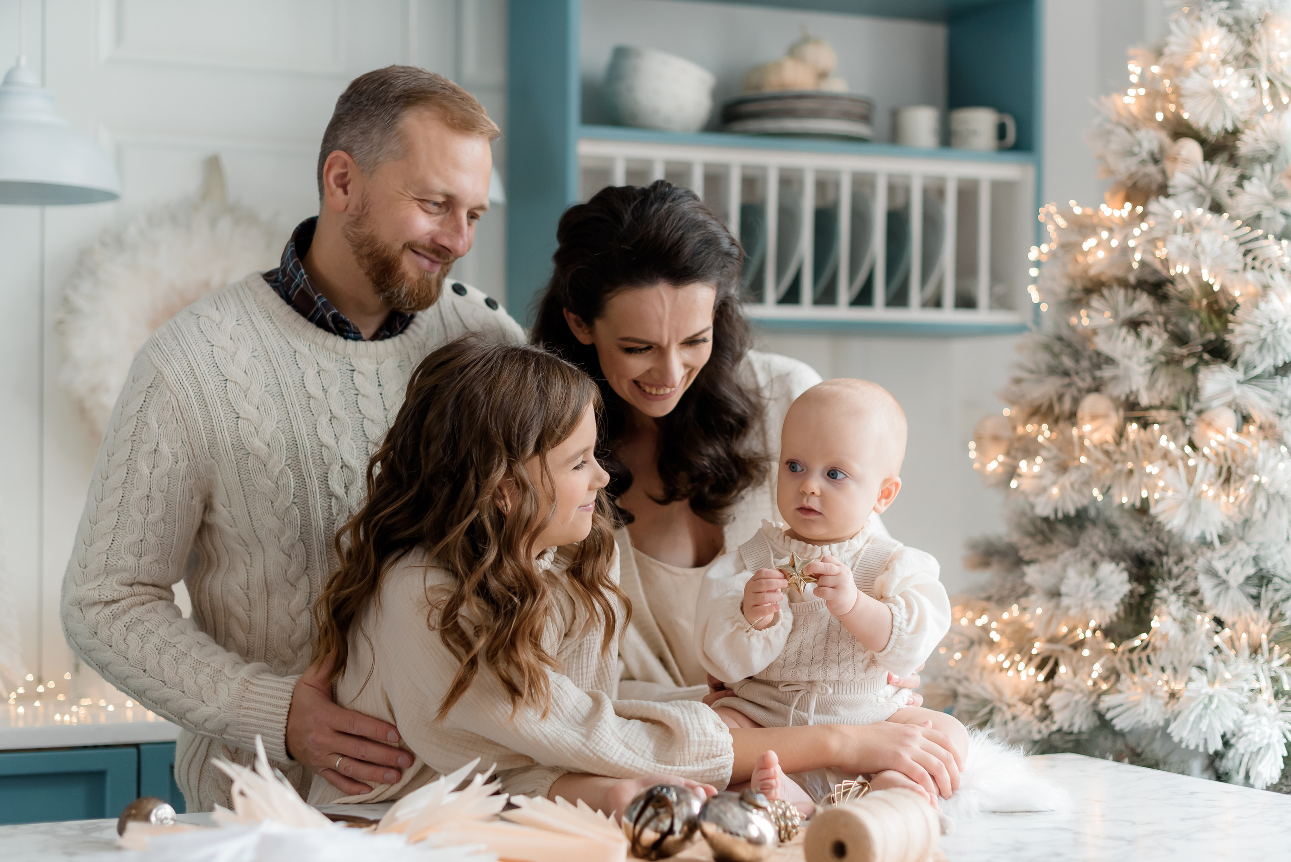 Новорічна сімейна зйомка. МонохромСтудио. Сімейний та дитячий фотограф в Києві та Ірпені Тетяна Чайка