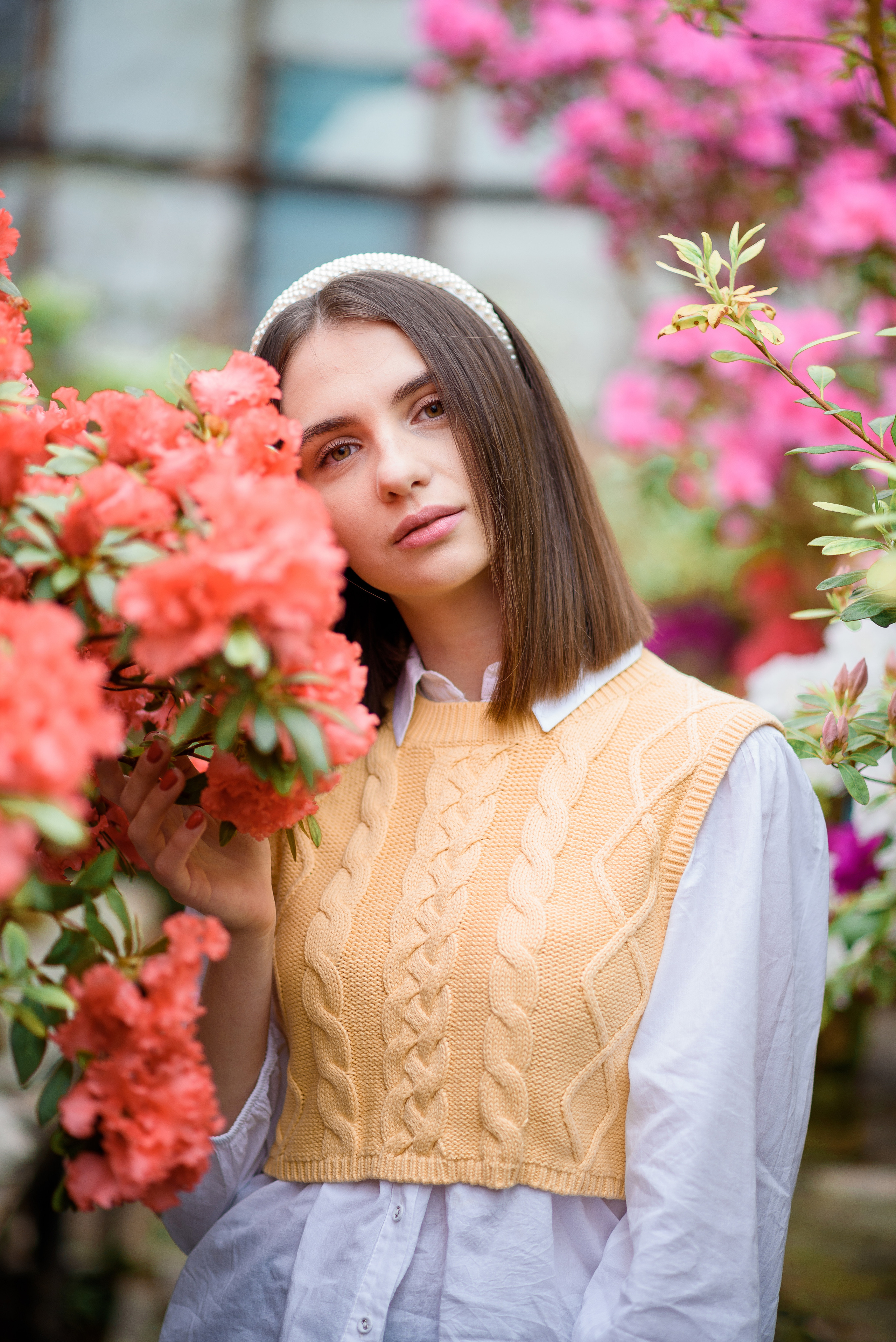 Богдана в азаліях. Сімейний та дитячий фотограф в Києві та Ірпені Тетяна Чайка