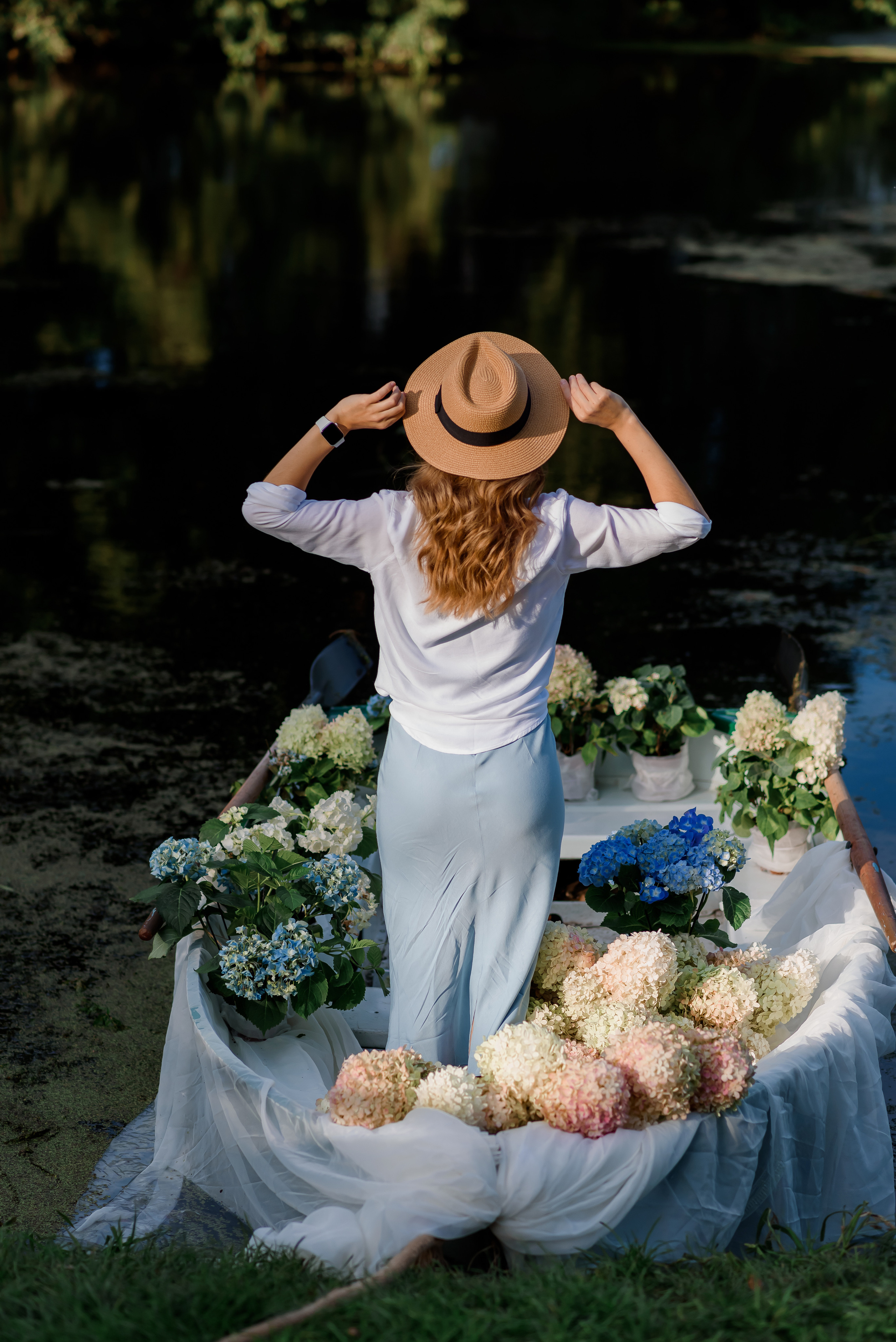 Човен з гортензіями. Сімейний та дитячий фотограф в Києві та Ірпені Тетяна Чайка