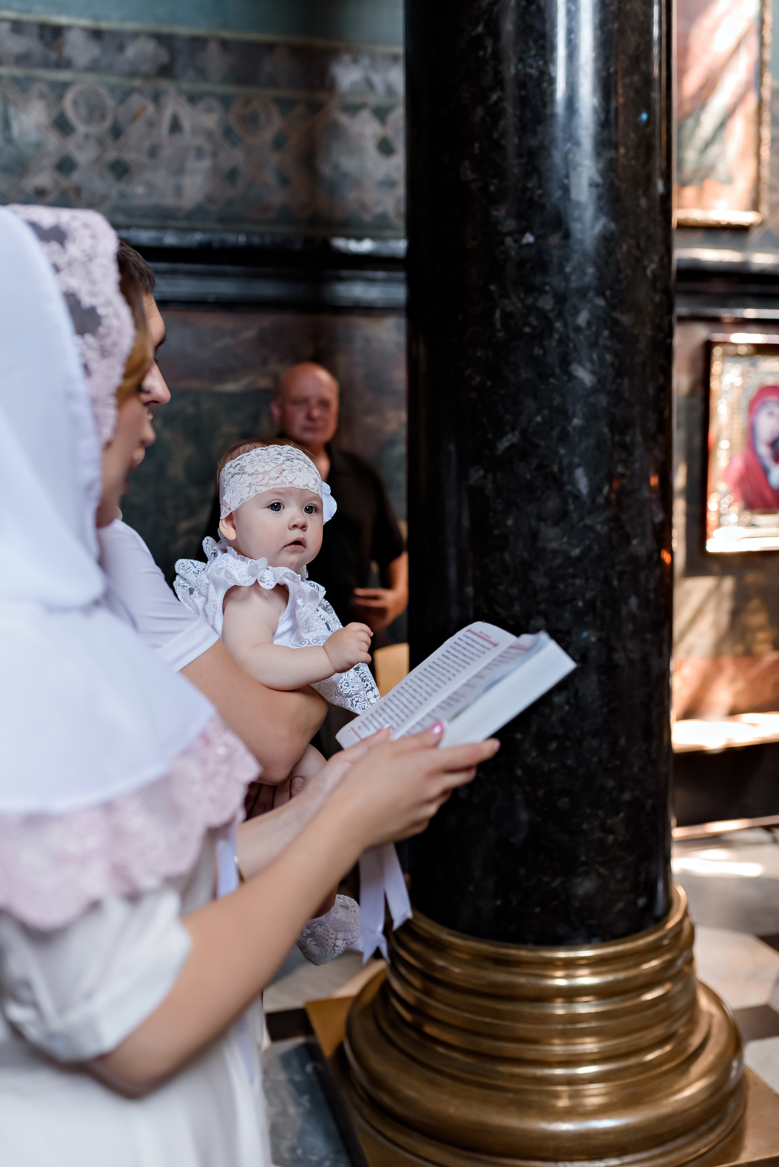 Хрещення Кіри. Володимирський Собор. Сімейний та дитячий фотограф в Києві та Ірпені Тетяна Чайка