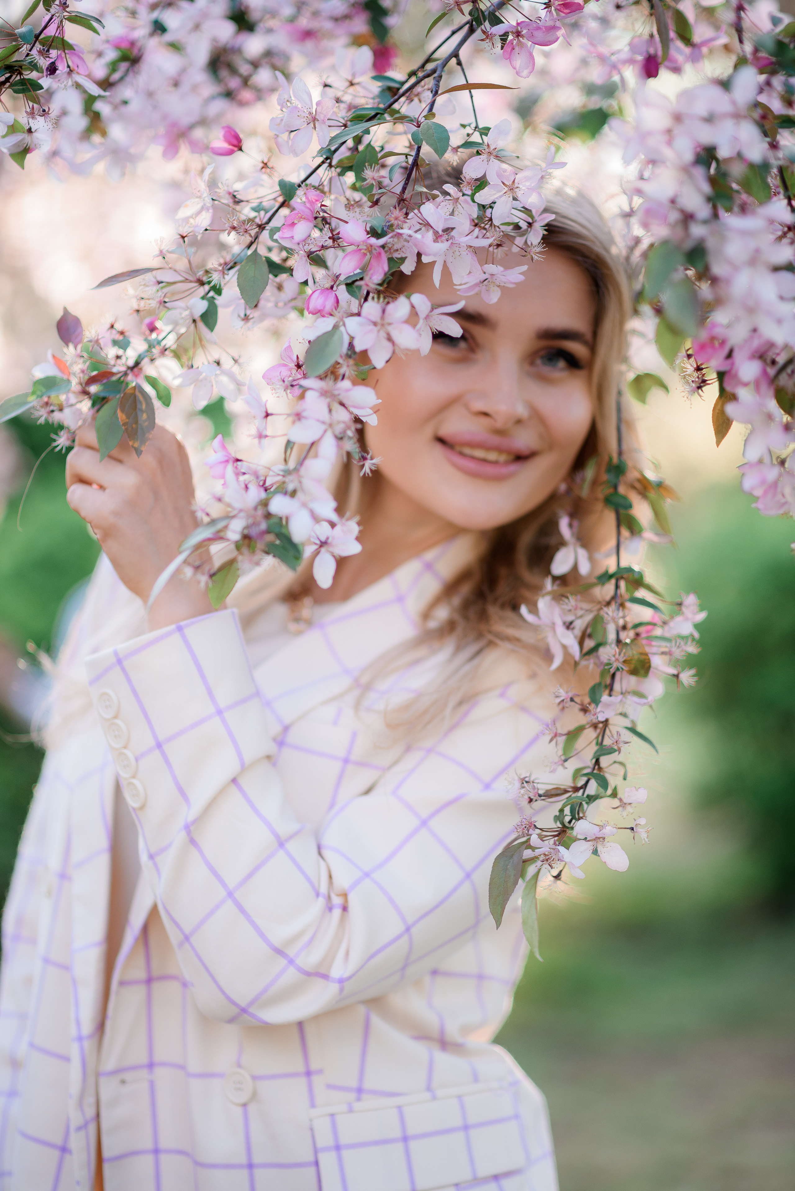 Юля. Весняне цвітіння. Сімейний та дитячий фотограф в Києві та Ірпені Тетяна Чайка