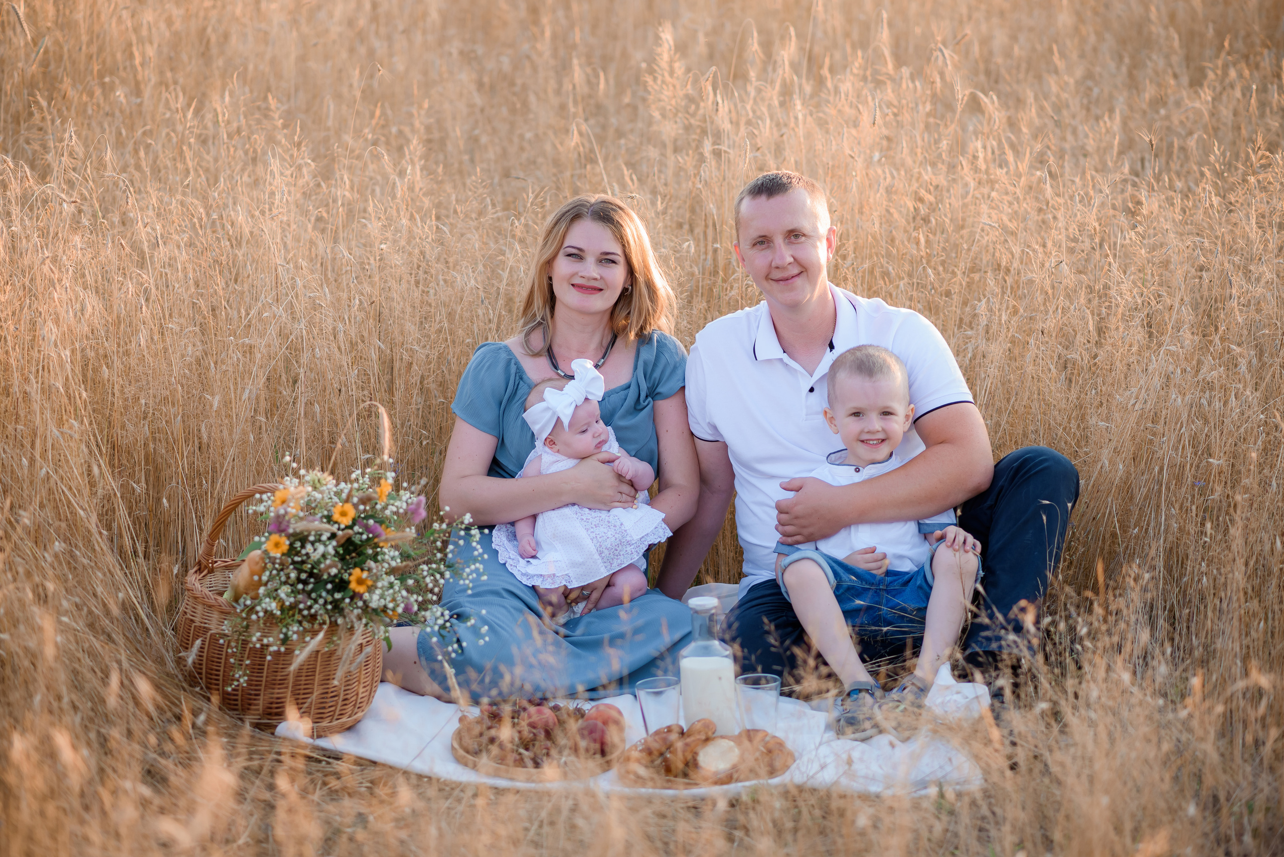 Валерія з родиною. Сімейний та дитячий фотограф в Києві та Ірпені Тетяна Чайка