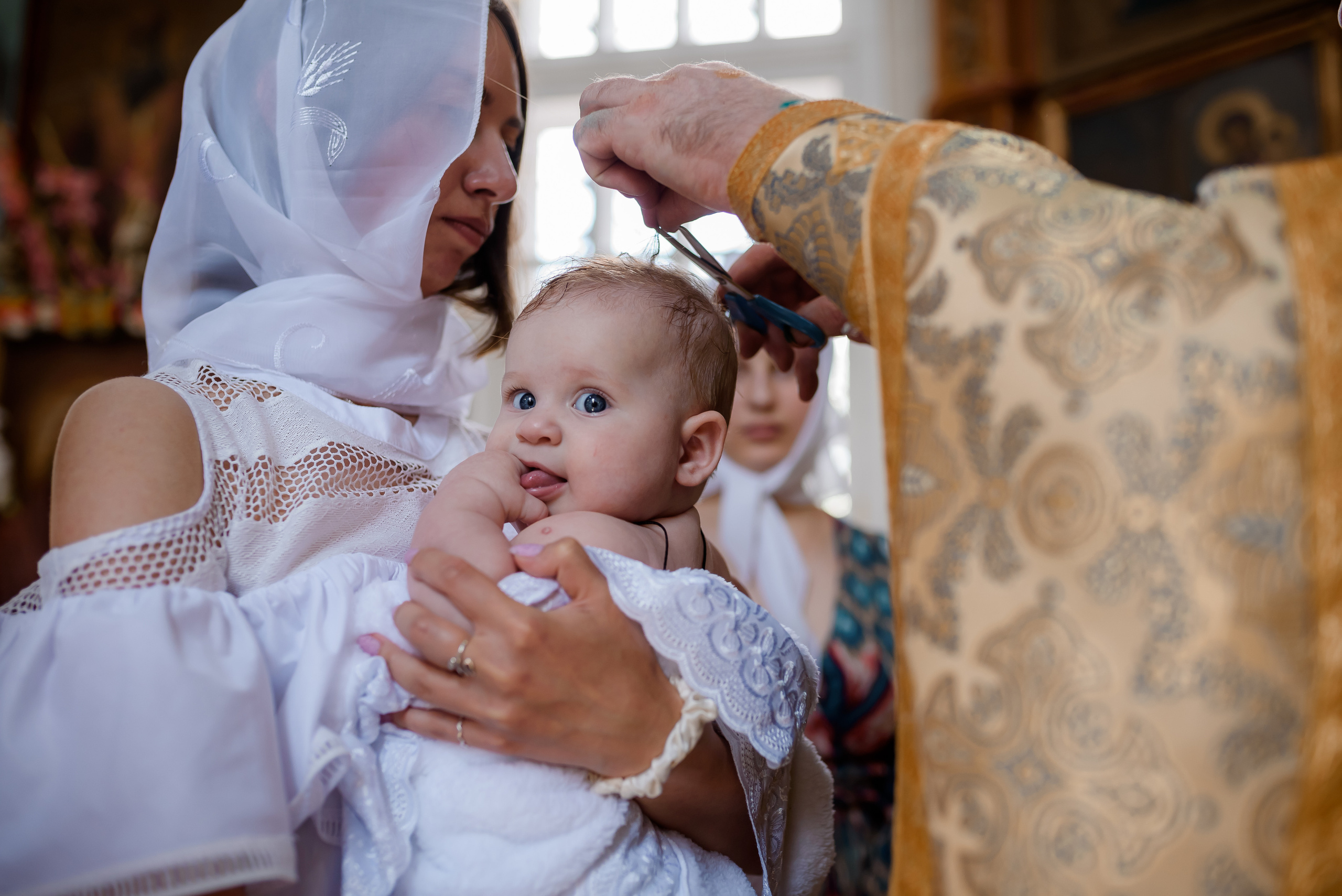 Хрещення Емми. Свято-Троїцька Церква м.Ірпінь. Сімейний та дитячий фотограф в Києві та Ірпені Тетяна Чайка