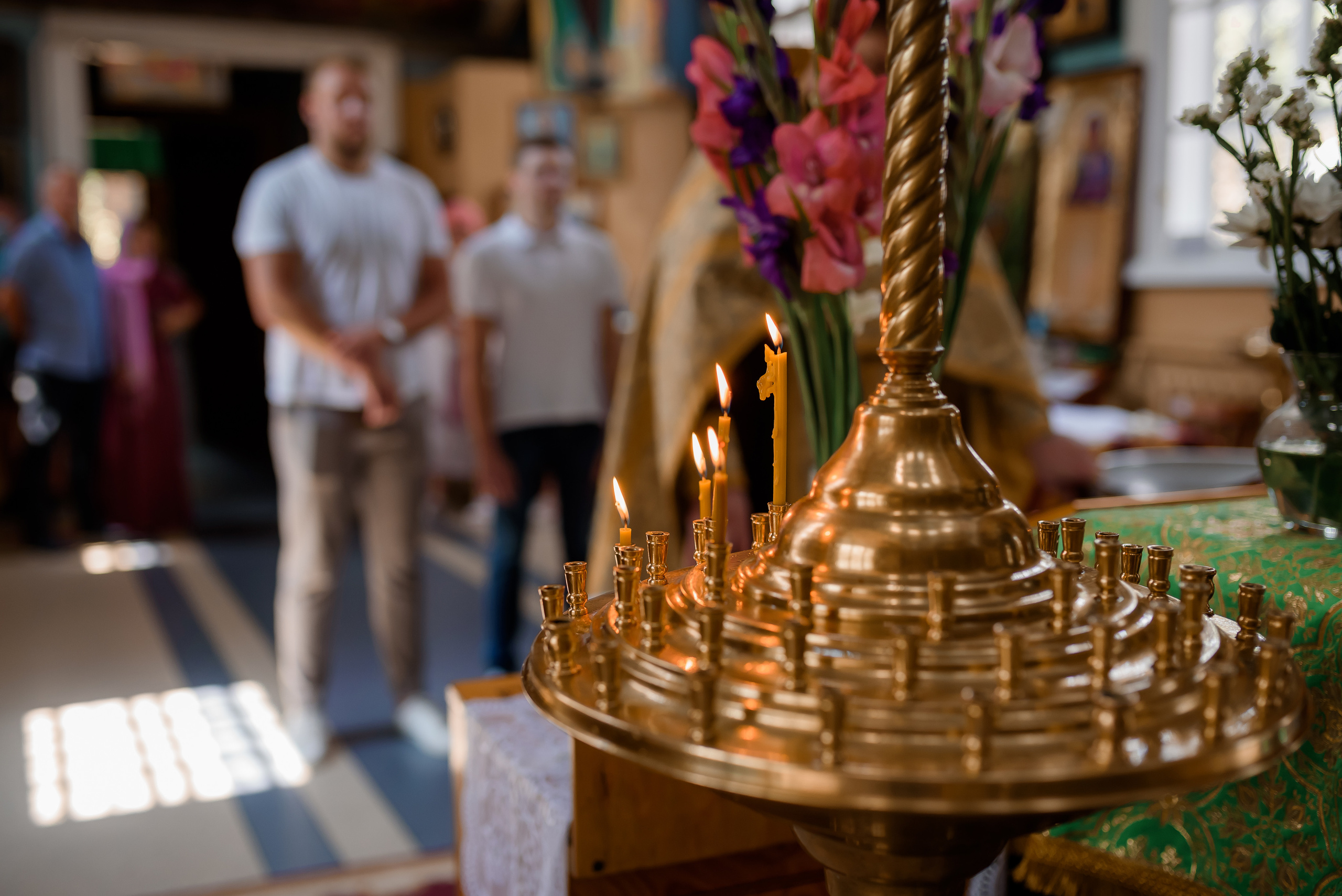 Хрещення Емми. Свято-Троїцька Церква м.Ірпінь. Сімейний та дитячий фотограф в Києві та Ірпені Тетяна Чайка