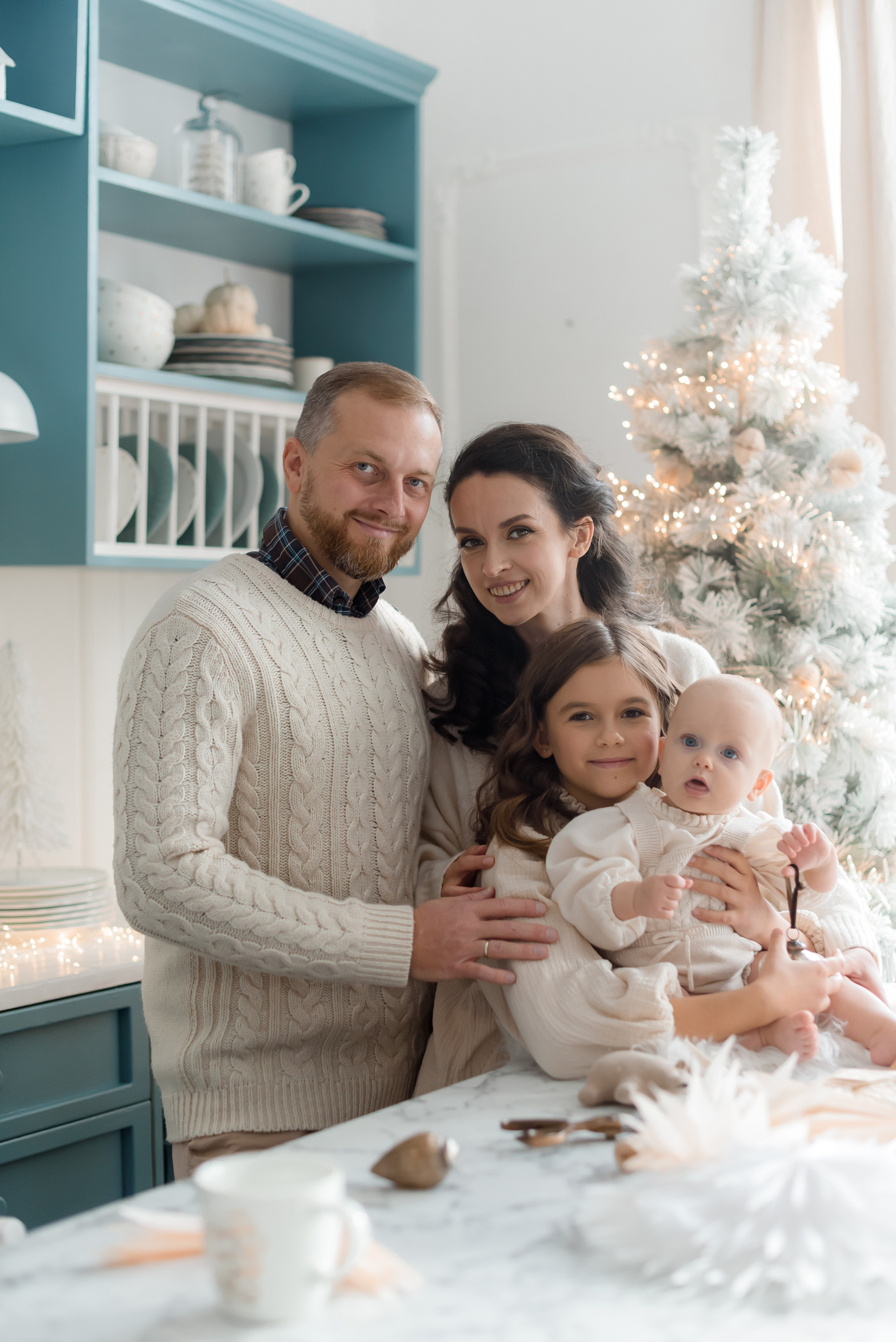 Новорічна сімейна зйомка. МонохромСтудио. Сімейний та дитячий фотограф в Києві та Ірпені Тетяна Чайка