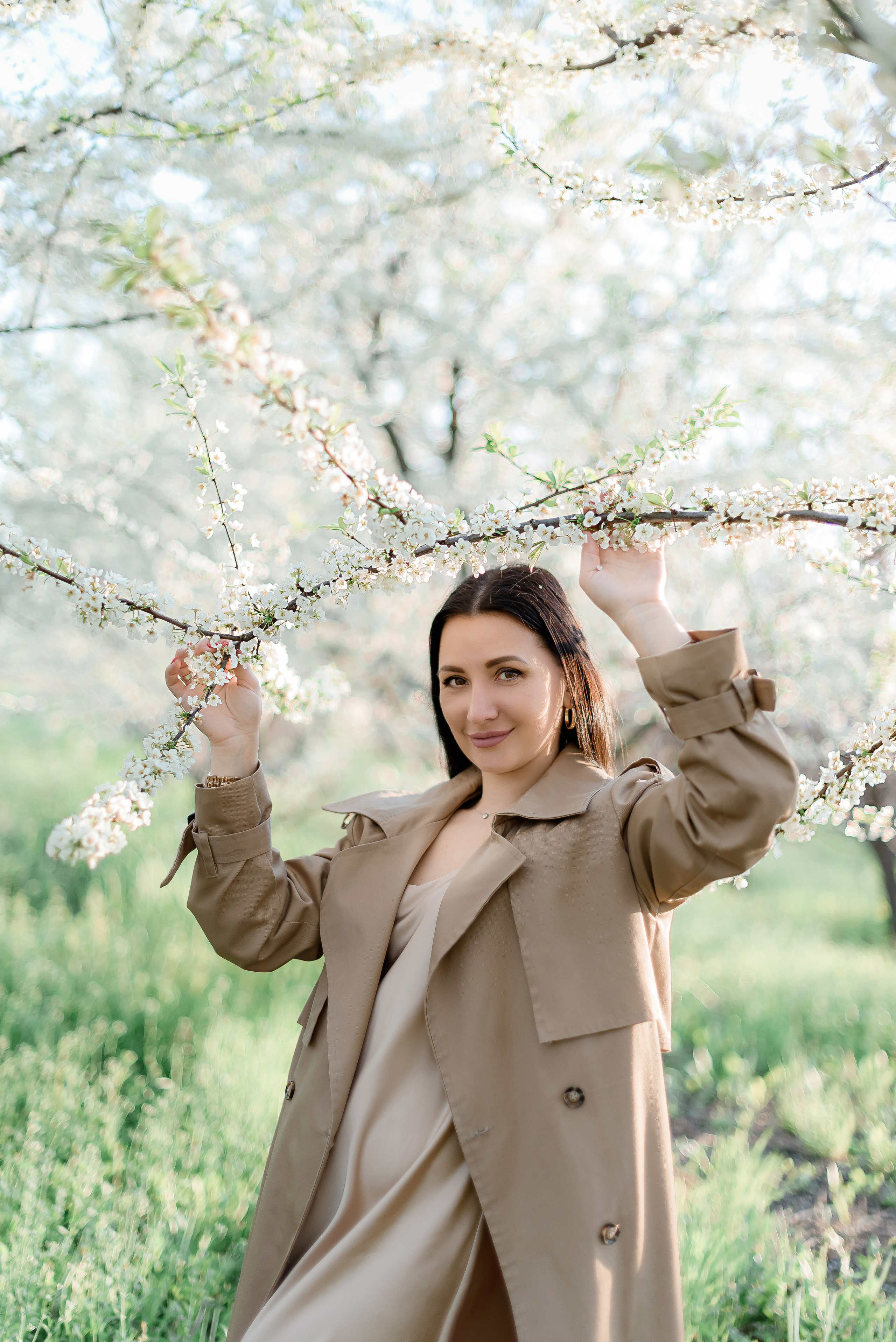Фотосесія у квітучому саду. Сімейний та дитячий фотограф в Києві та Ірпені Тетяна Чайка
