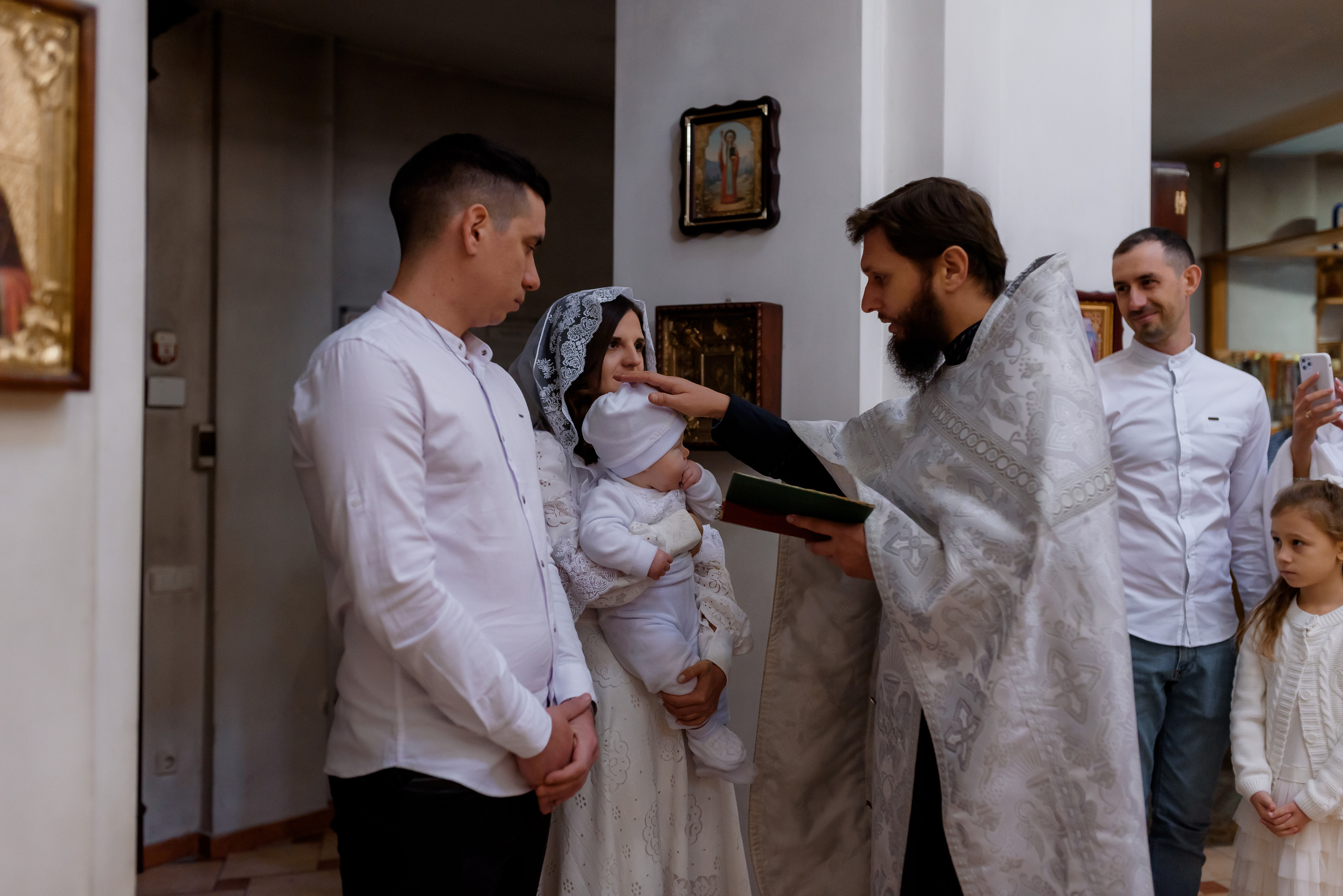 Хрещення Платона. Ірпінь. Храм священномученика Володимира (ЦП). Сімейний та дитячий фотограф в Києві та Ірпені Тетяна Чайка