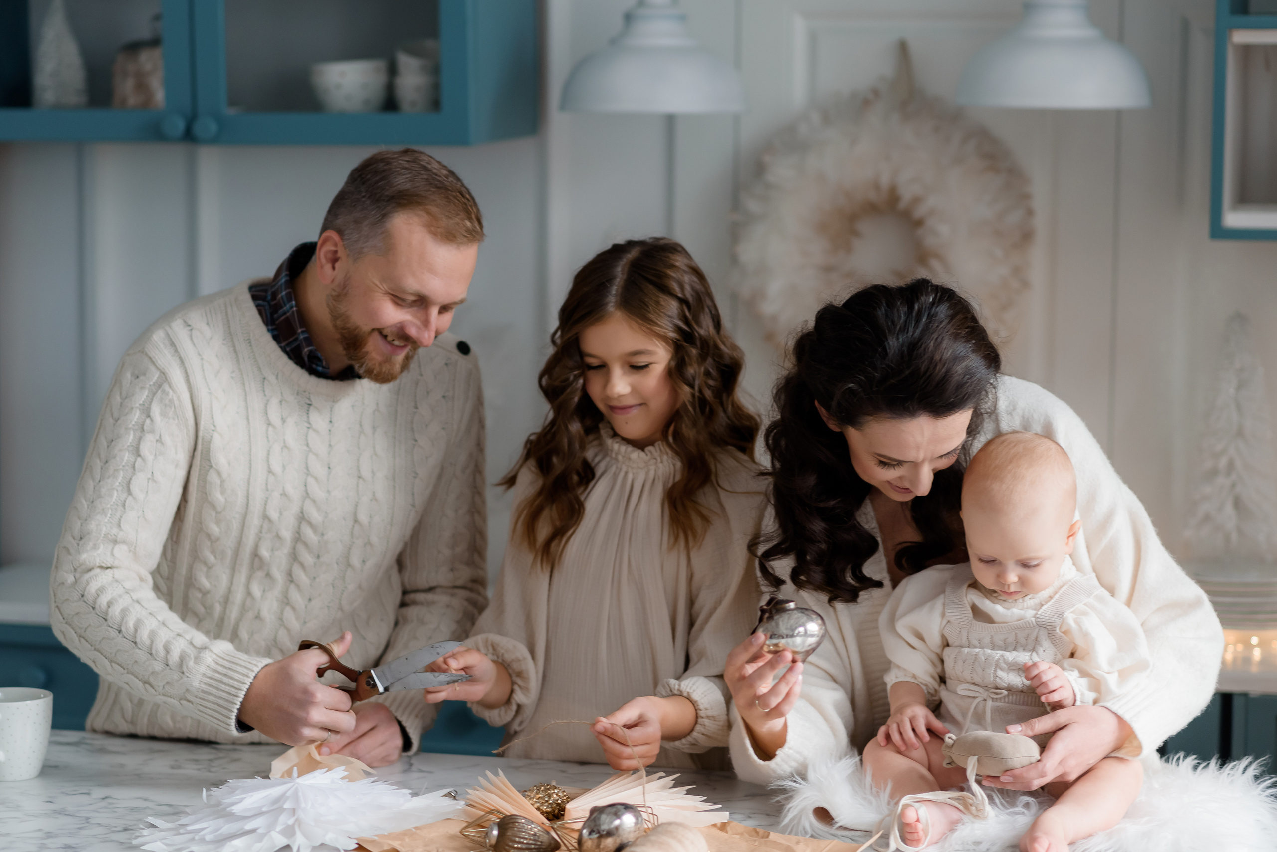 Новорічна сімейна зйомка. МонохромСтудио. Сімейний та дитячий фотограф в Києві та Ірпені Тетяна Чайка