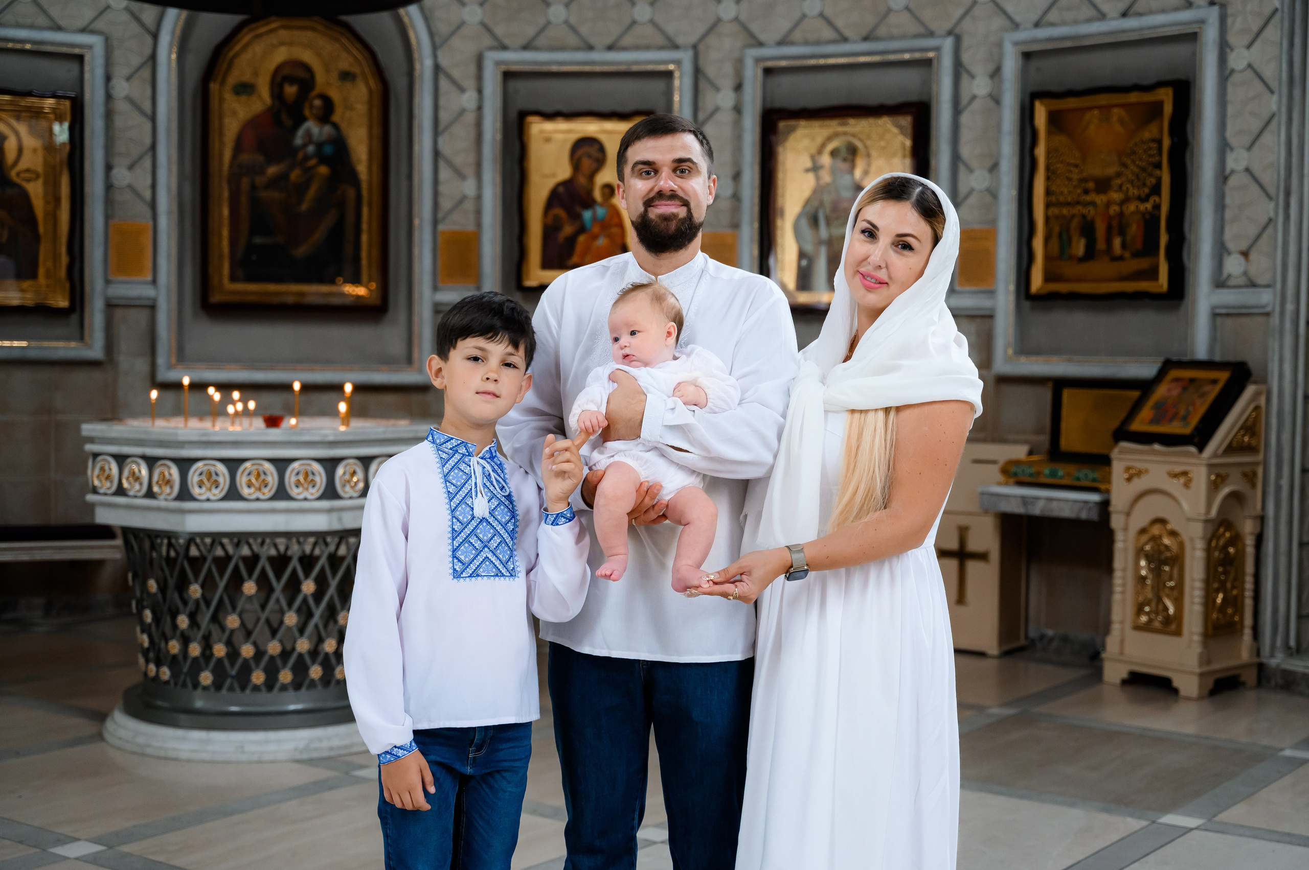 Хрещення Спасо-Преображенський собор. Сімейний та дитячий фотограф в Києві та Ірпені Тетяна Чайка
