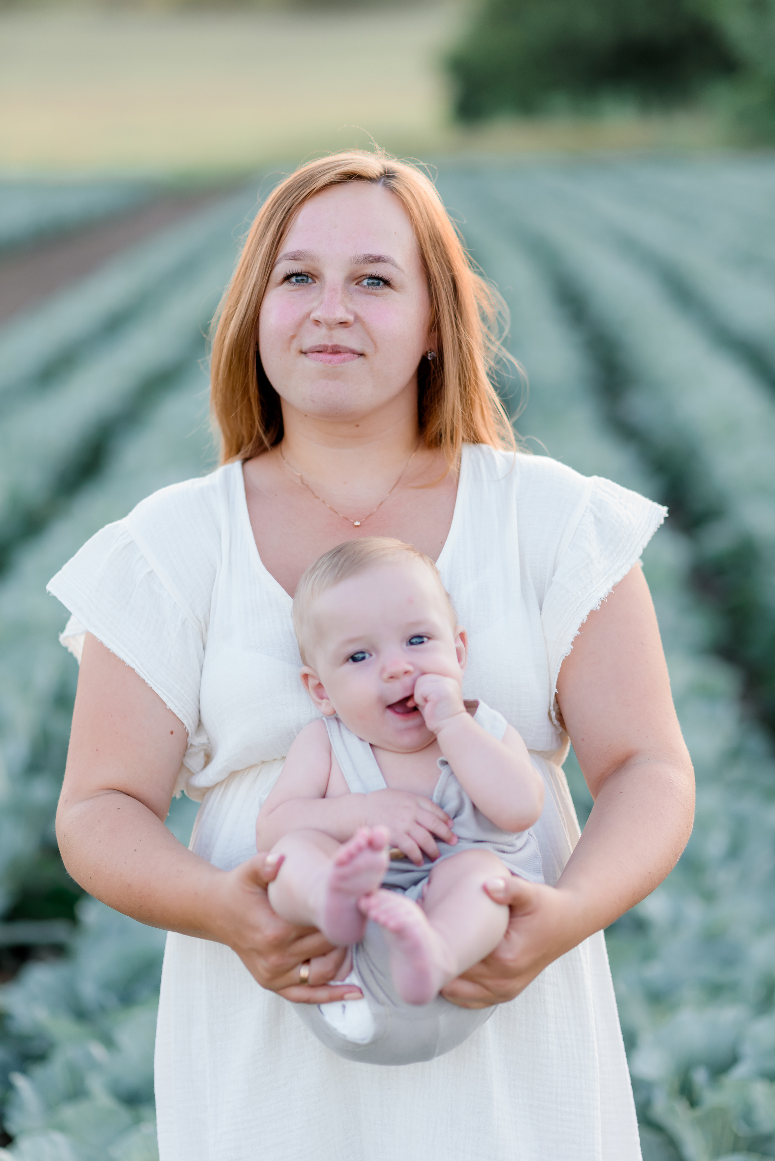 Сімейна в капусті. Надя з родиною. Сімейний та дитячий фотограф в Києві та Ірпені Тетяна Чайка