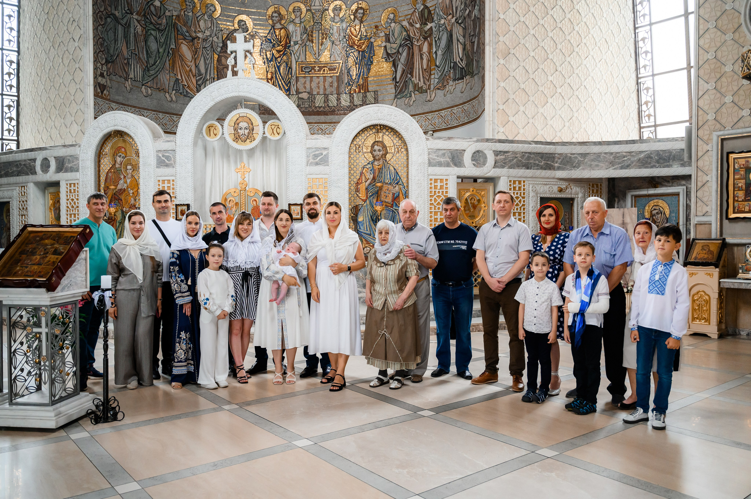 Хрещення Спасо-Преображенський собор. Сімейний та дитячий фотограф в Києві та Ірпені Тетяна Чайка
