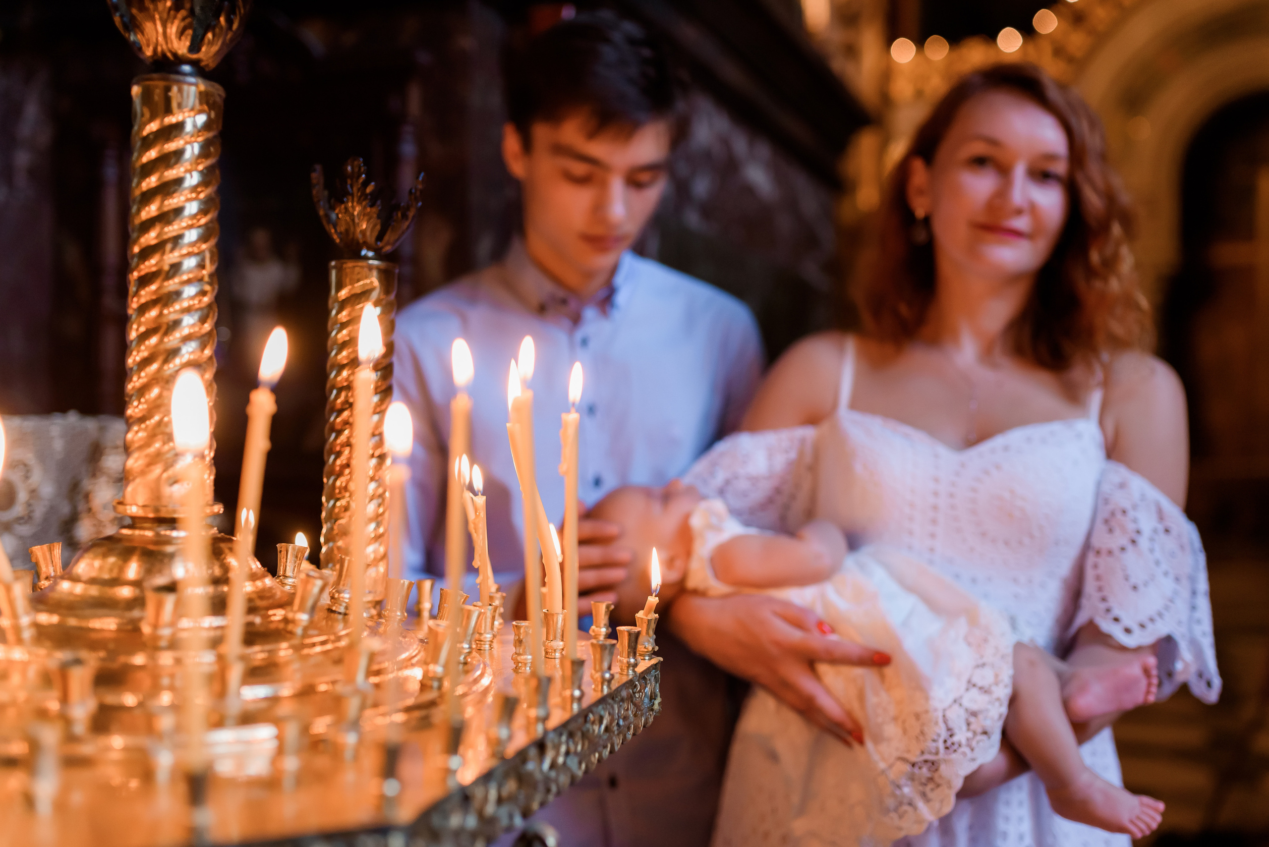 Хрещення Еміліі. Володимирський собор. Сімейний та дитячий фотограф в Києві та Ірпені Тетяна Чайка