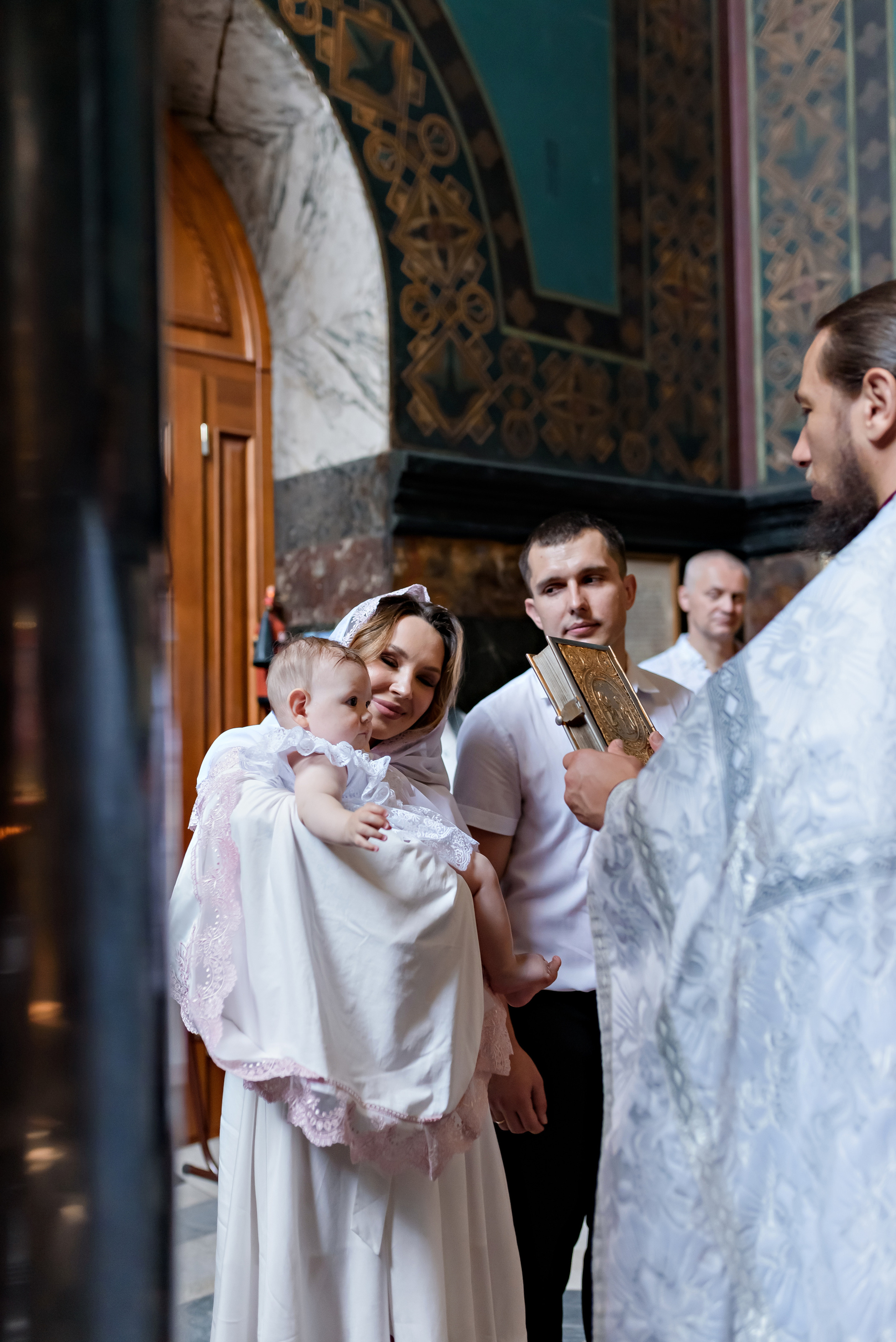 Хрещення Кіри. Володимирський Собор. Сімейний та дитячий фотограф в Києві та Ірпені Тетяна Чайка