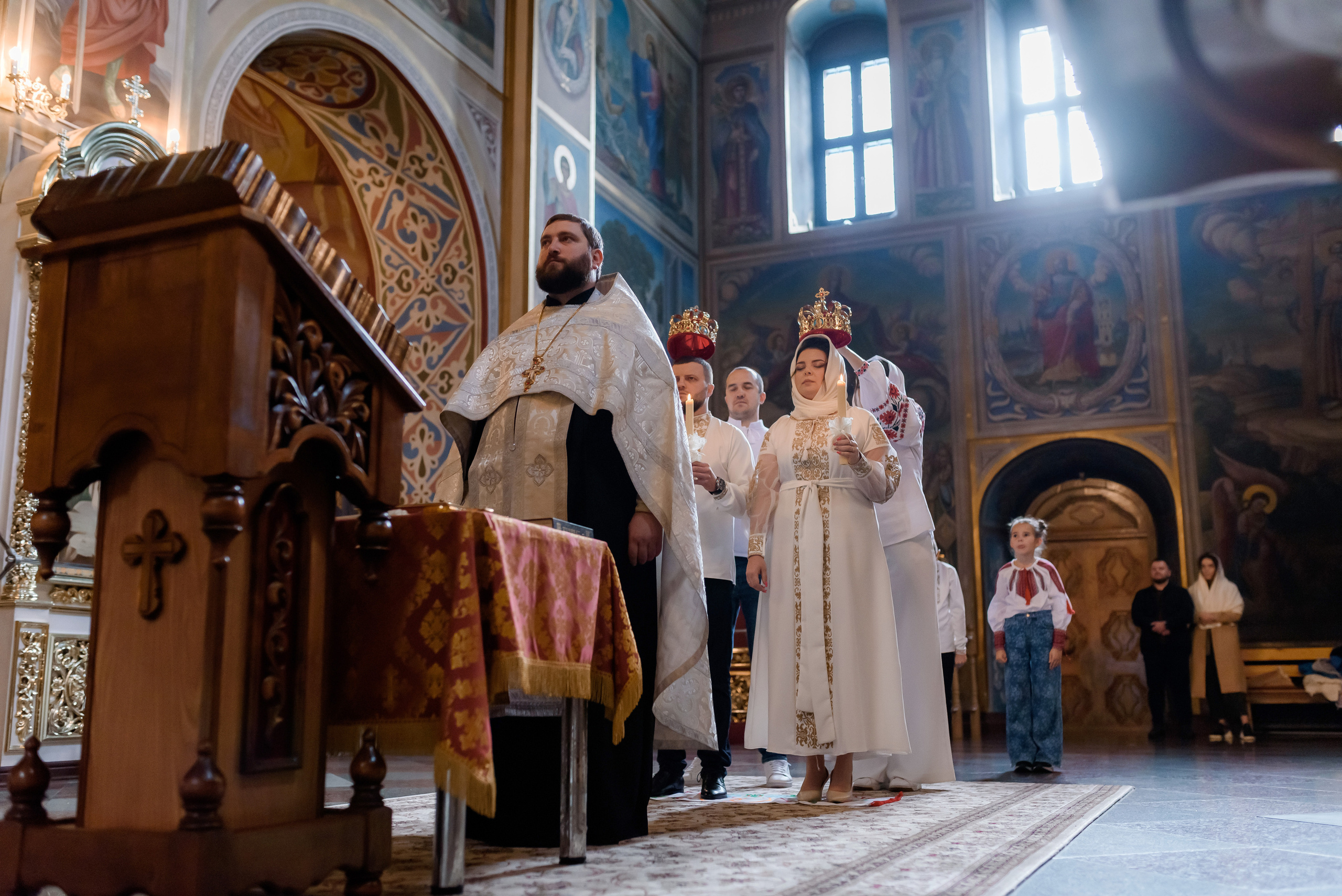 Вінчання Катерини та Артема. Михайлівський собор. Сімейний та дитячий фотограф в Києві та Ірпені Тетяна Чайка