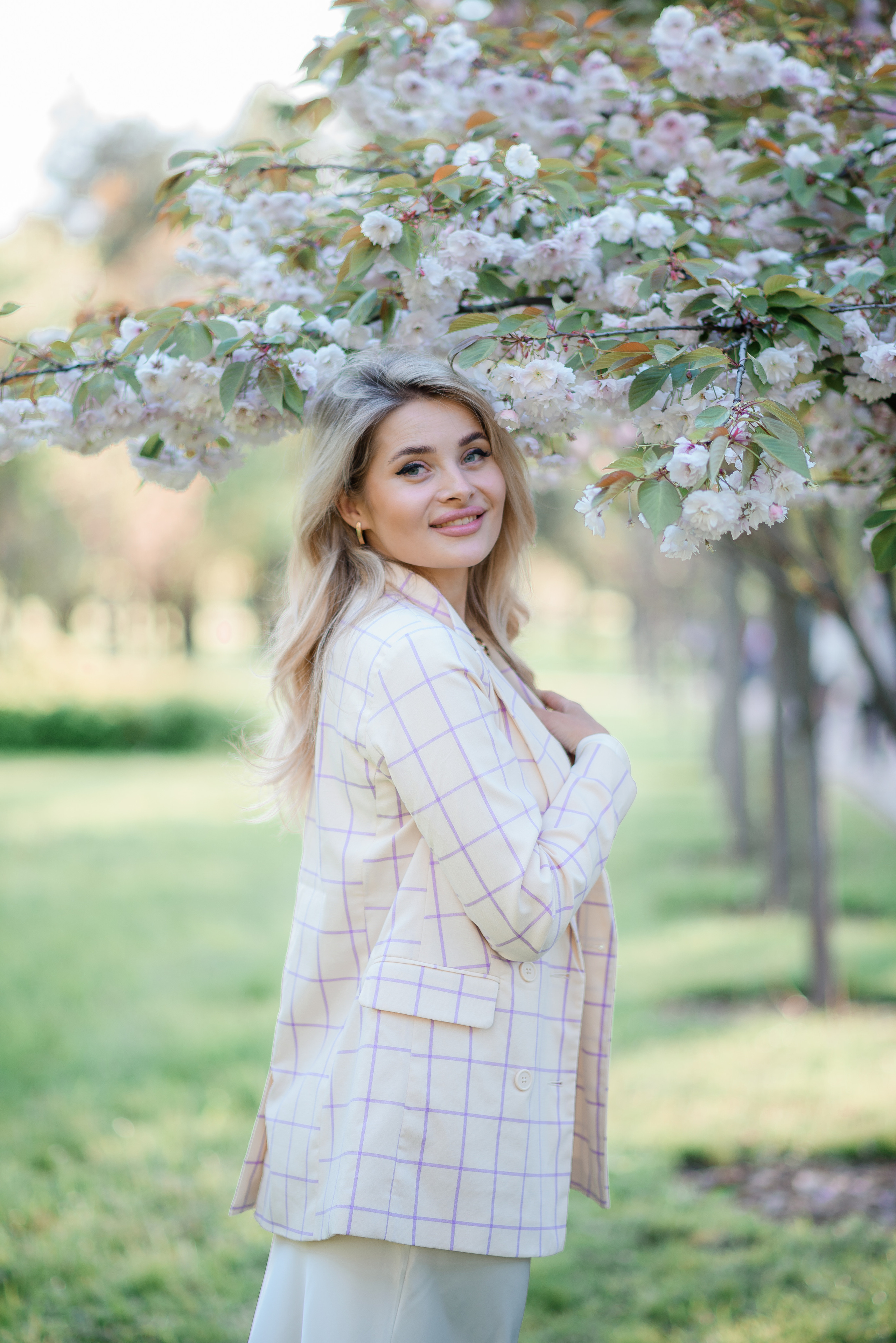 Юля. Весняне цвітіння. Сімейний та дитячий фотограф в Києві та Ірпені Тетяна Чайка