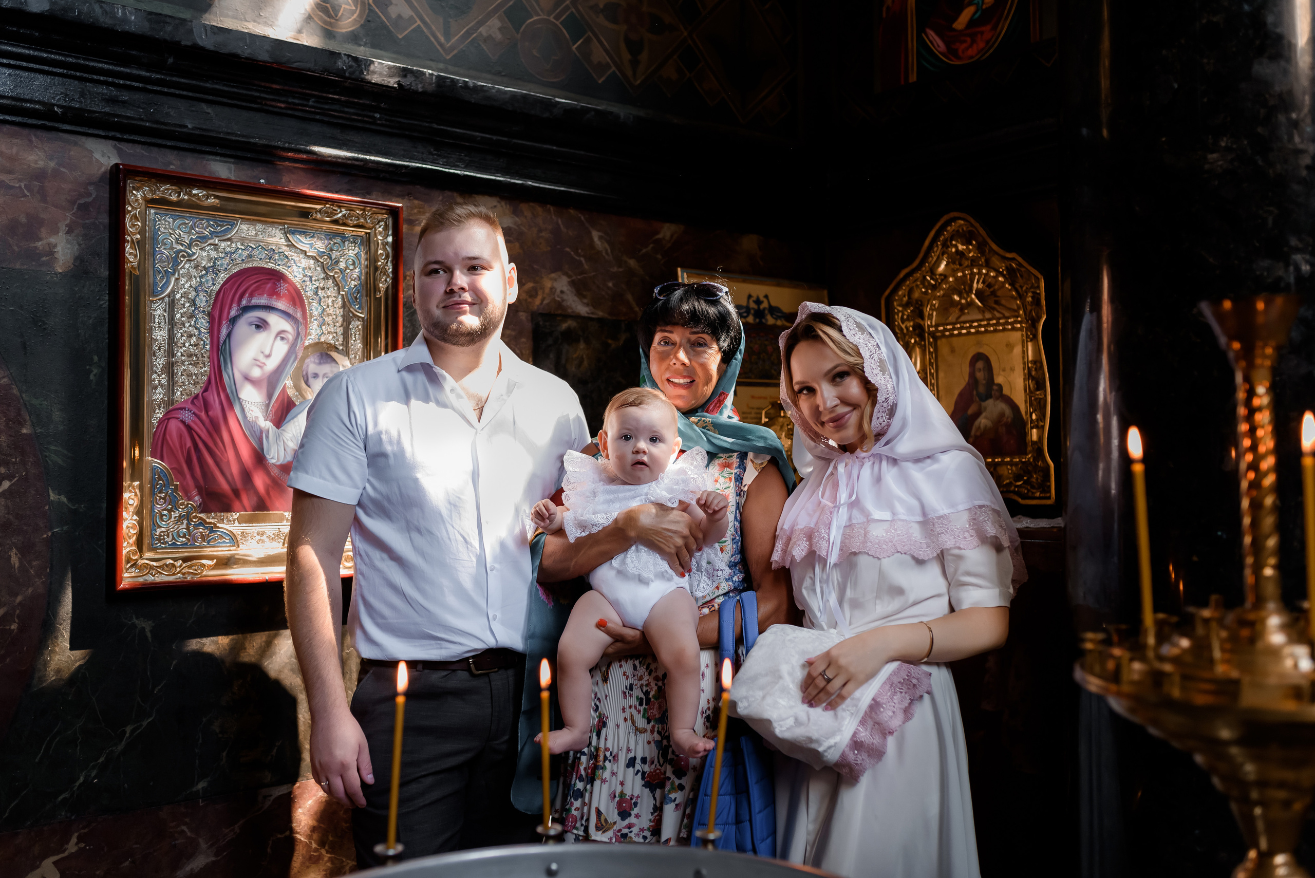 Хрещення Кіри. Володимирський Собор. Сімейний та дитячий фотограф в Києві та Ірпені Тетяна Чайка