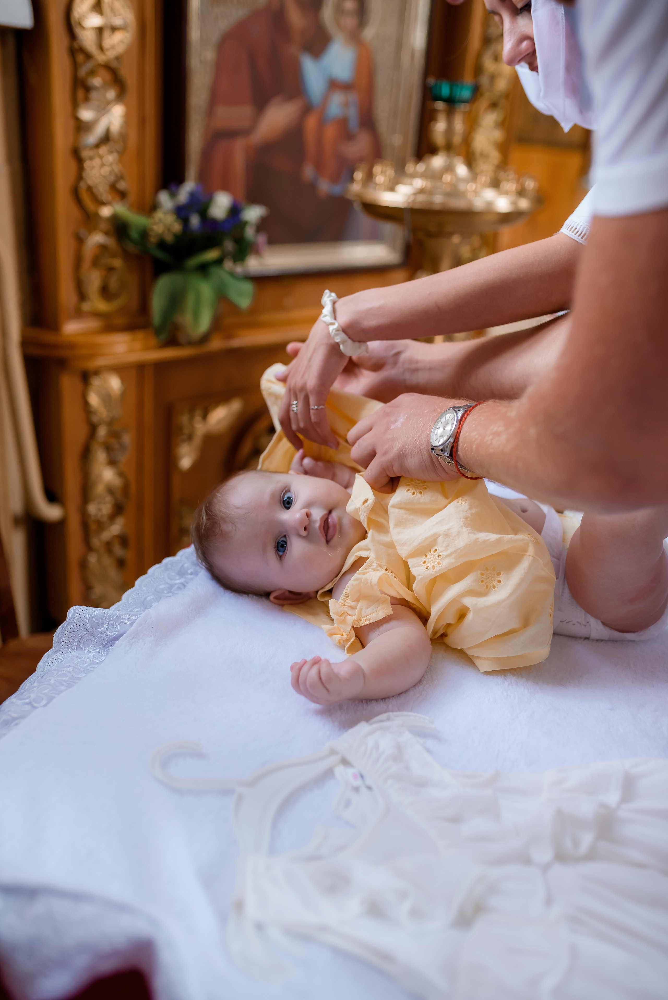 Хрещення Емми. Свято-Троїцька Церква м.Ірпінь. Сімейний та дитячий фотограф в Києві та Ірпені Тетяна Чайка