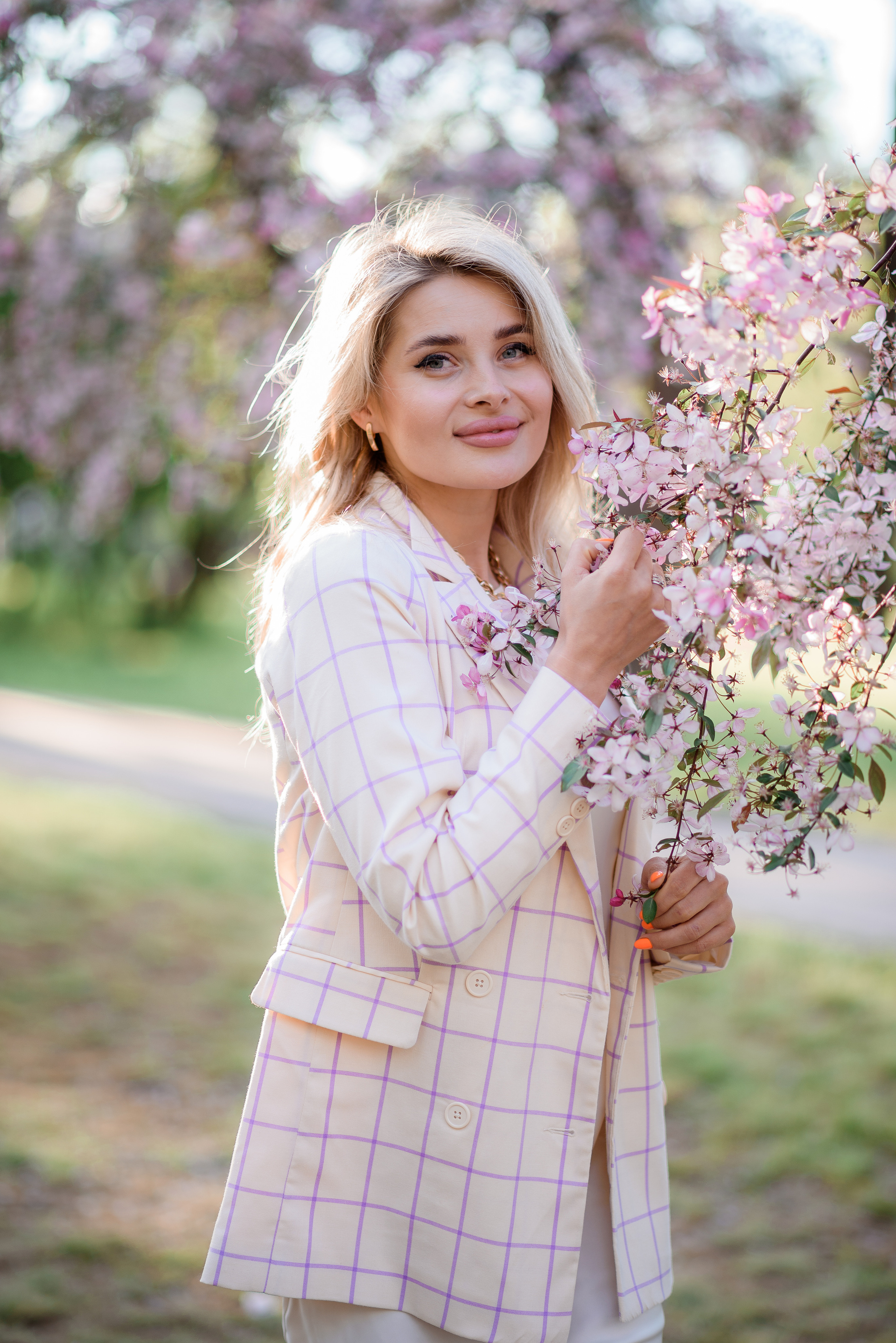 Юля. Весняне цвітіння. Сімейний та дитячий фотограф в Києві та Ірпені Тетяна Чайка