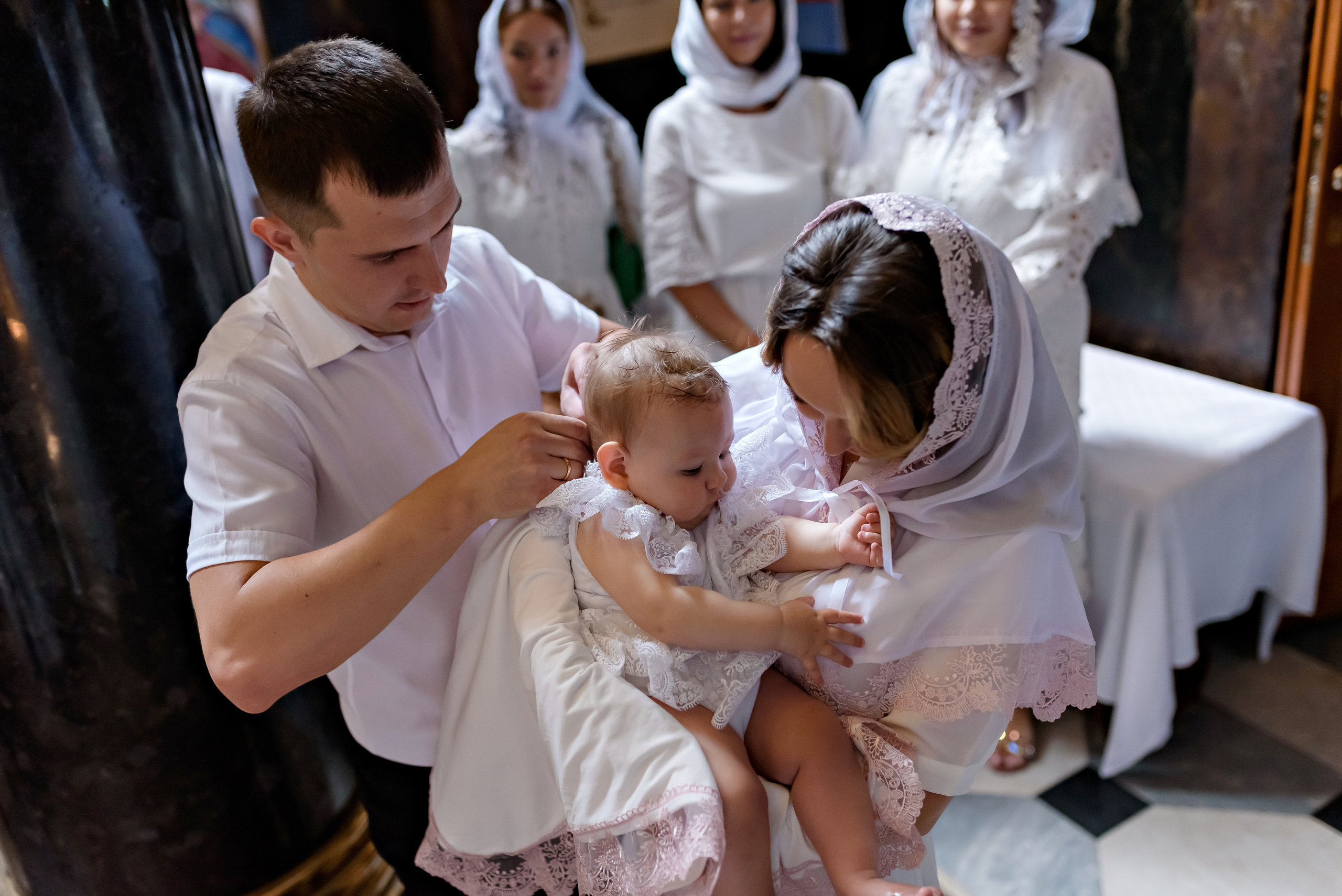 Хрещення Кіри. Володимирський Собор. Сімейний та дитячий фотограф в Києві та Ірпені Тетяна Чайка