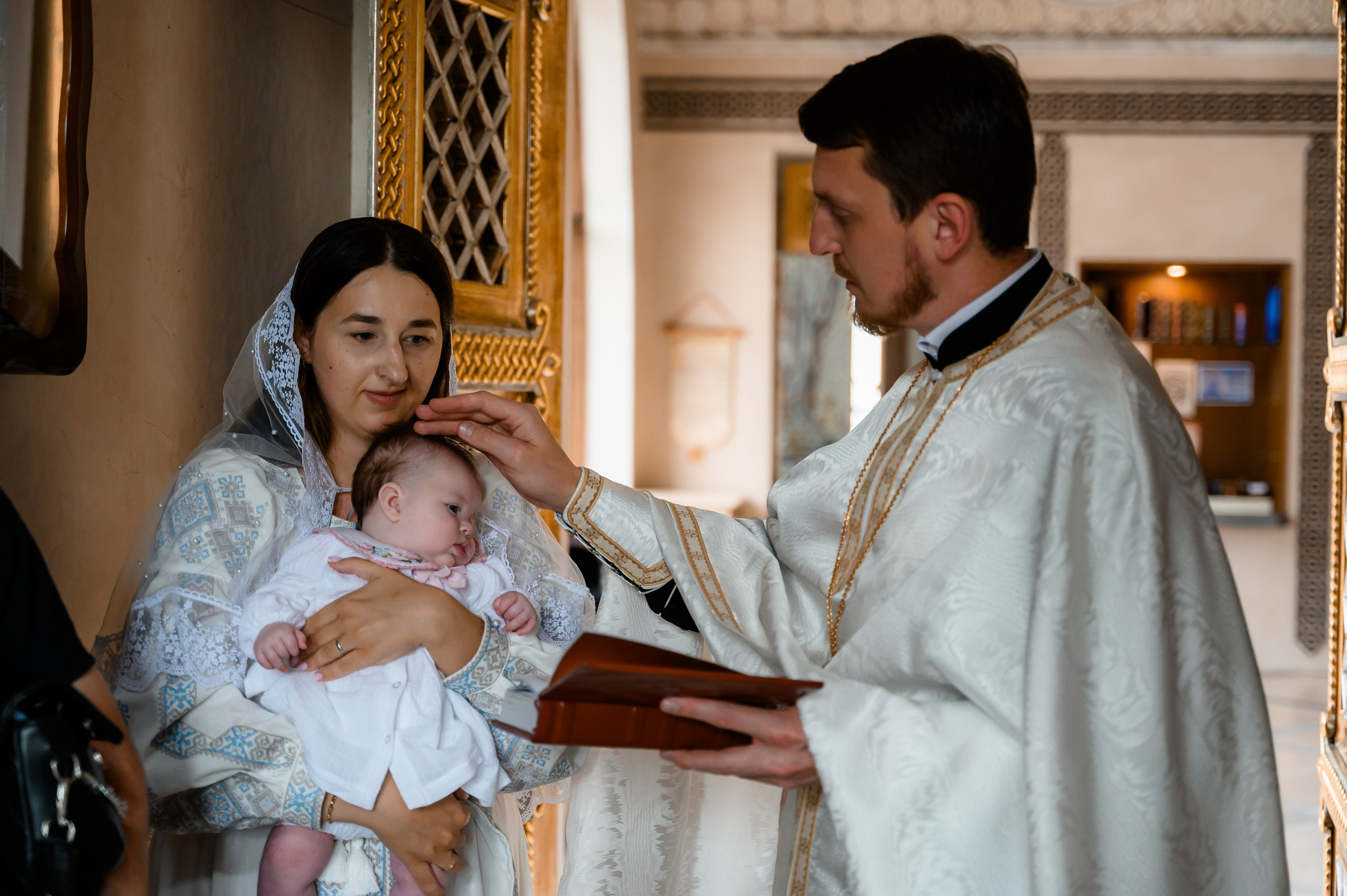 Хрещення Спасо-Преображенський собор. Сімейний та дитячий фотограф в Києві та Ірпені Тетяна Чайка