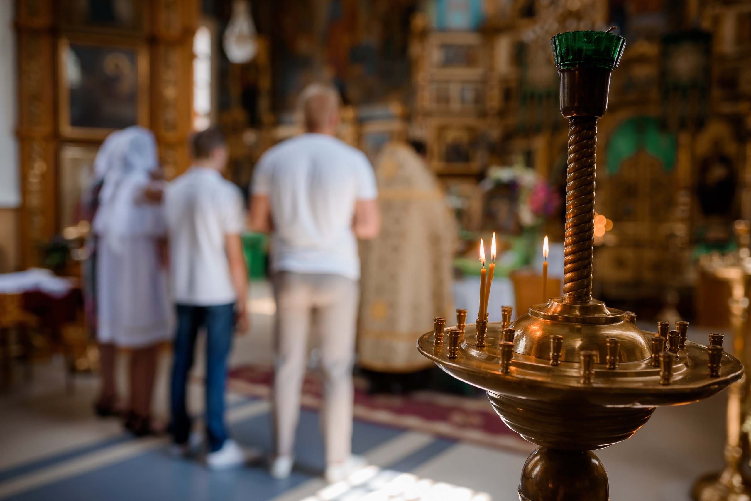 Хрещення Емми. Свято-Троїцька Церква м.Ірпінь. Сімейний та дитячий фотограф в Києві та Ірпені Тетяна Чайка