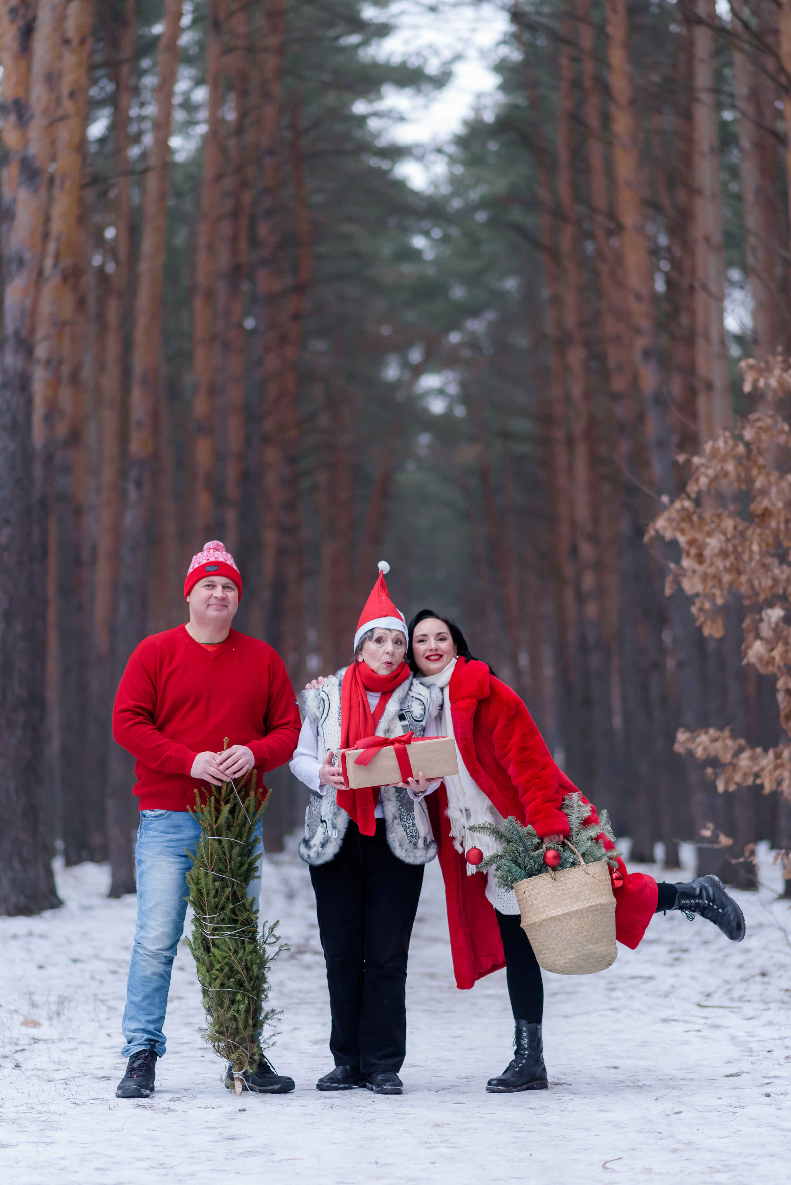 Новорічний з червоною машинкою. Сімейний та дитячий фотограф в Києві та Ірпені Тетяна Чайка