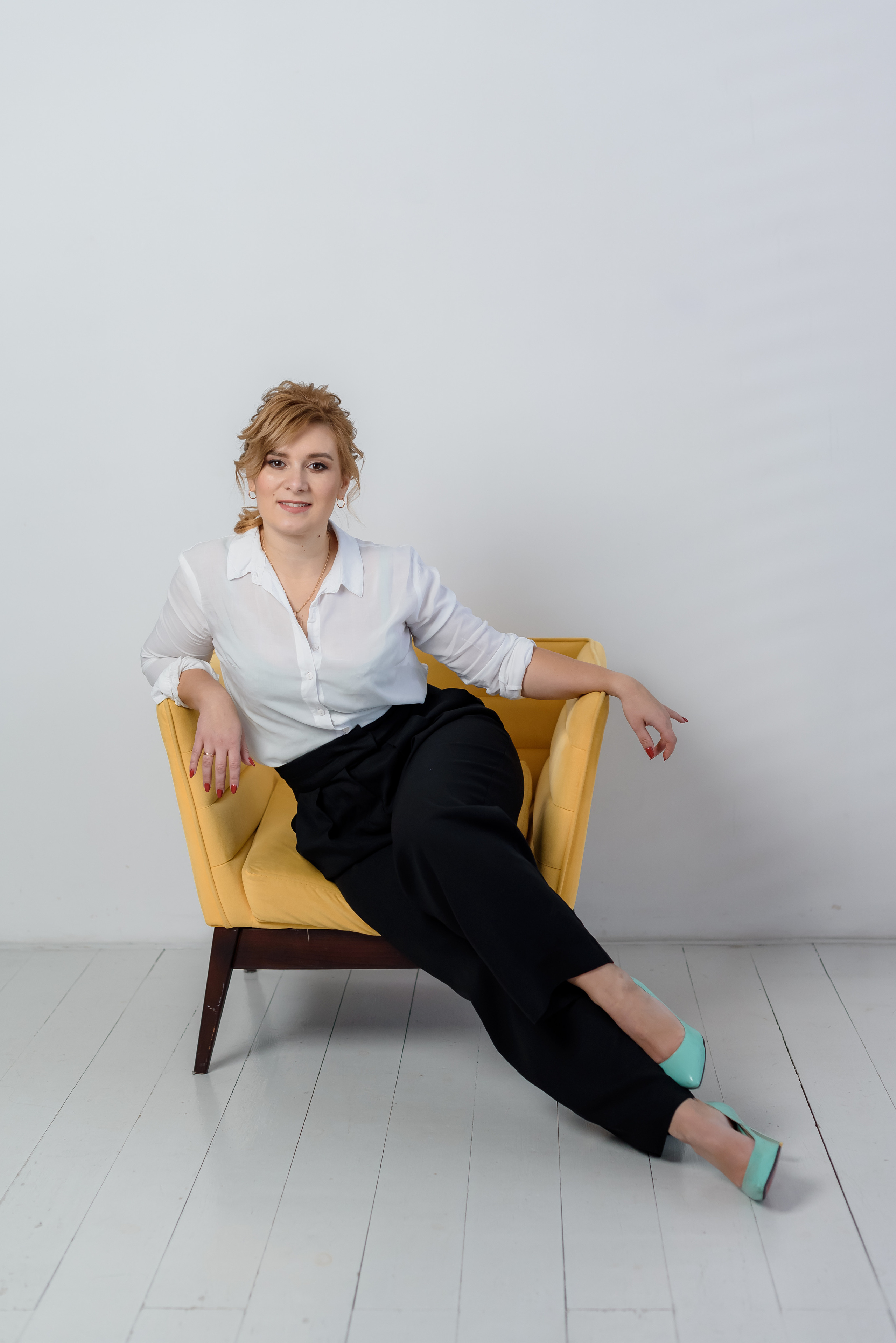 Індивідуальна зйомка в студіі для Каті. Сімейний та дитячий фотограф в Києві та Ірпені Тетяна Чайка