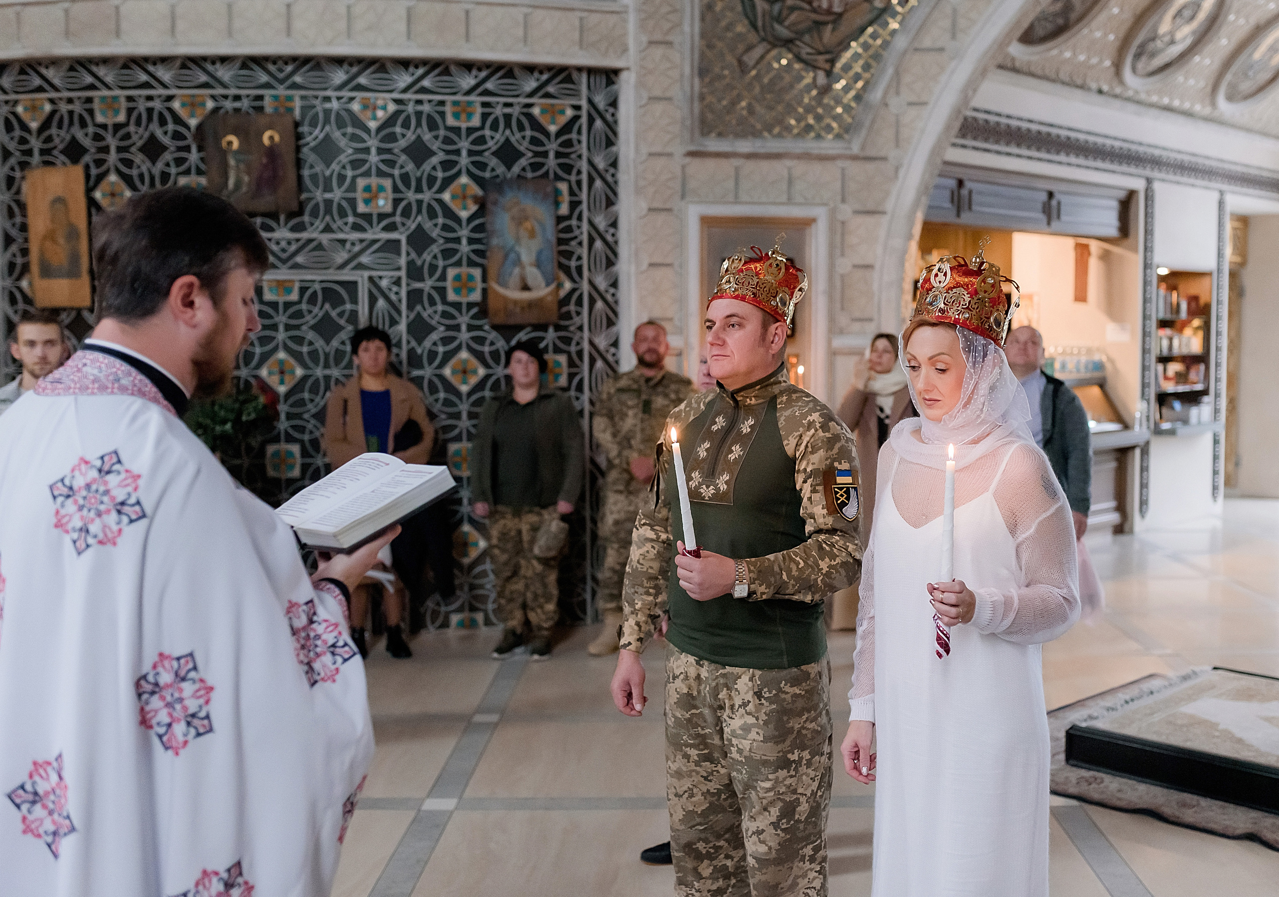 Вінчання Світлани і Володимира. Спасо-Преображенський собор. Сімейний та дитячий фотограф в Києві та Ірпені Тетяна Чайка