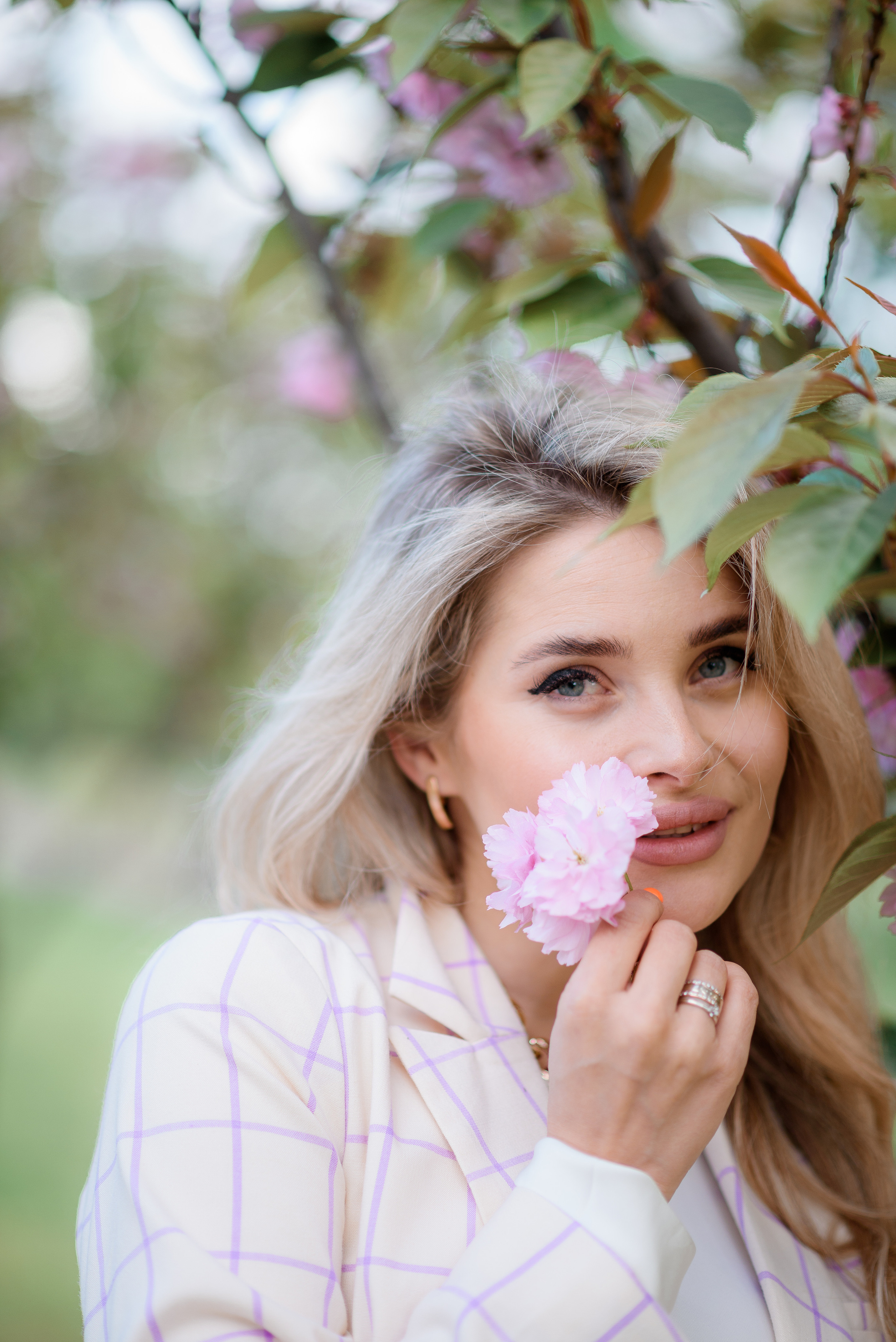 Юля. Весняне цвітіння. Сімейний та дитячий фотограф в Києві та Ірпені Тетяна Чайка