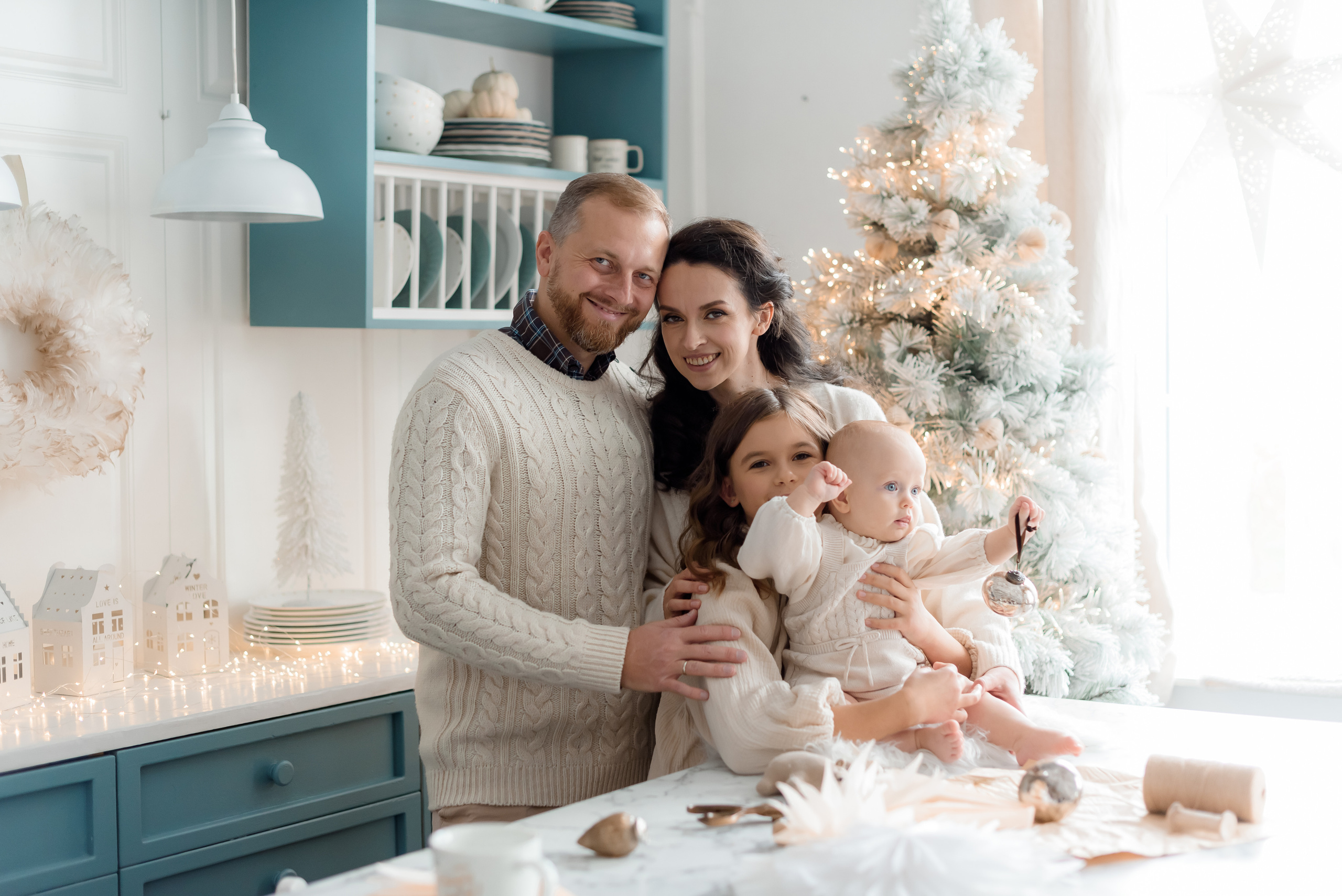 Новорічна сімейна зйомка. МонохромСтудио. Сімейний та дитячий фотограф в Києві та Ірпені Тетяна Чайка
