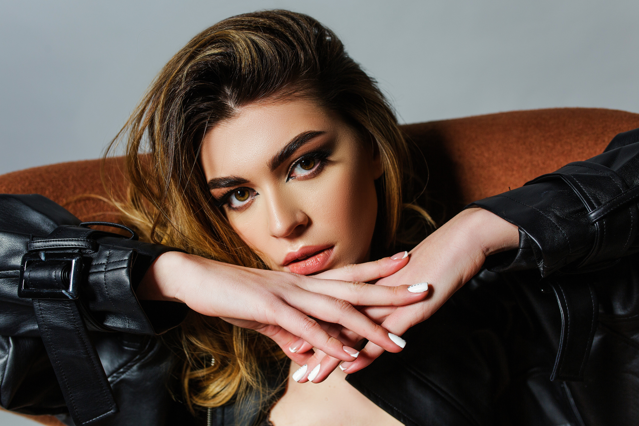 Portrait. Главная