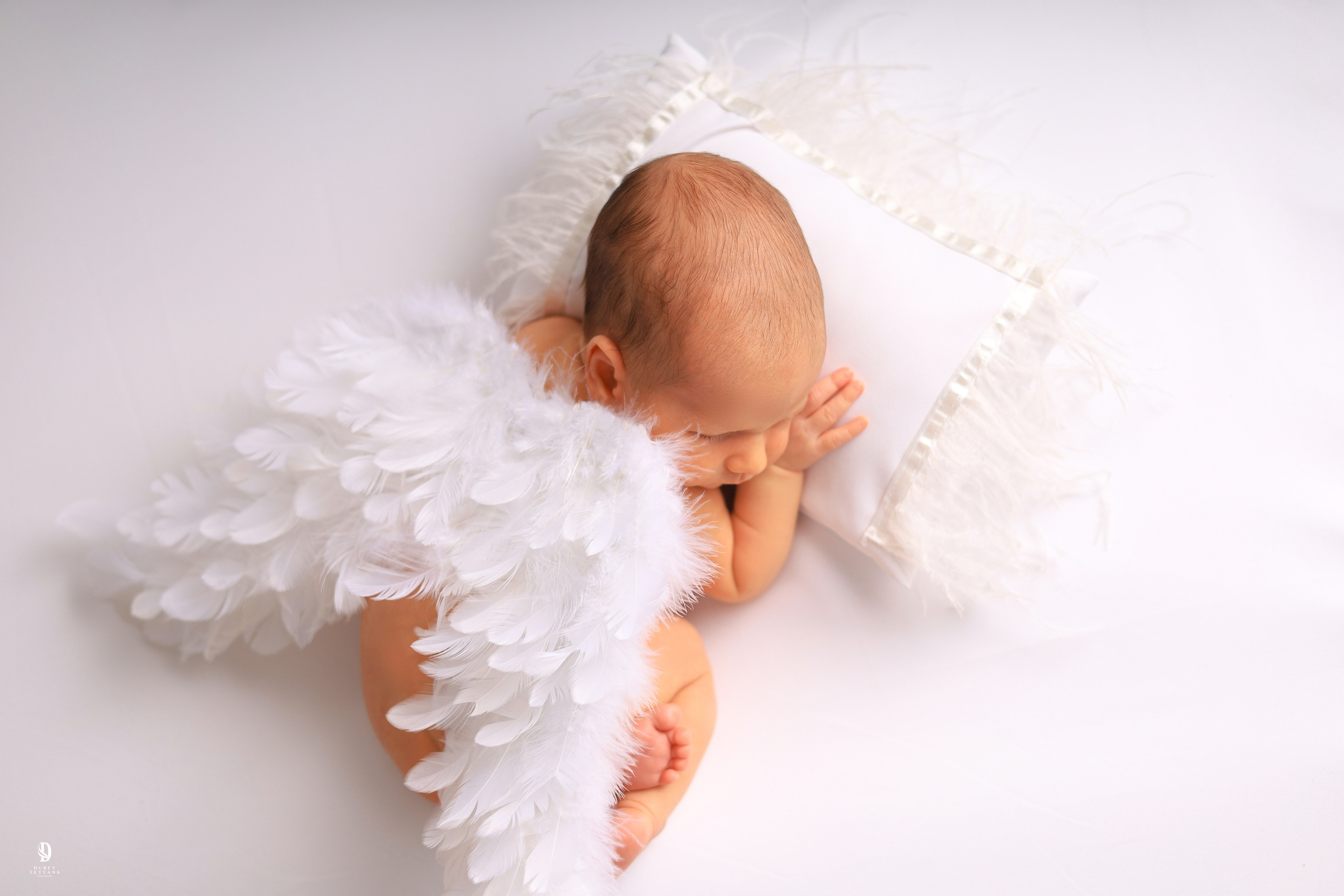 Focení novorozence miminek Praha a celé ČR Focení novorozence miminek Praha a celé ČR, newborn photography PragueFocení novorozence miminek Praha a celé ČR Focení novorozence miminek Praha a celé ČR, newborn photography Prague