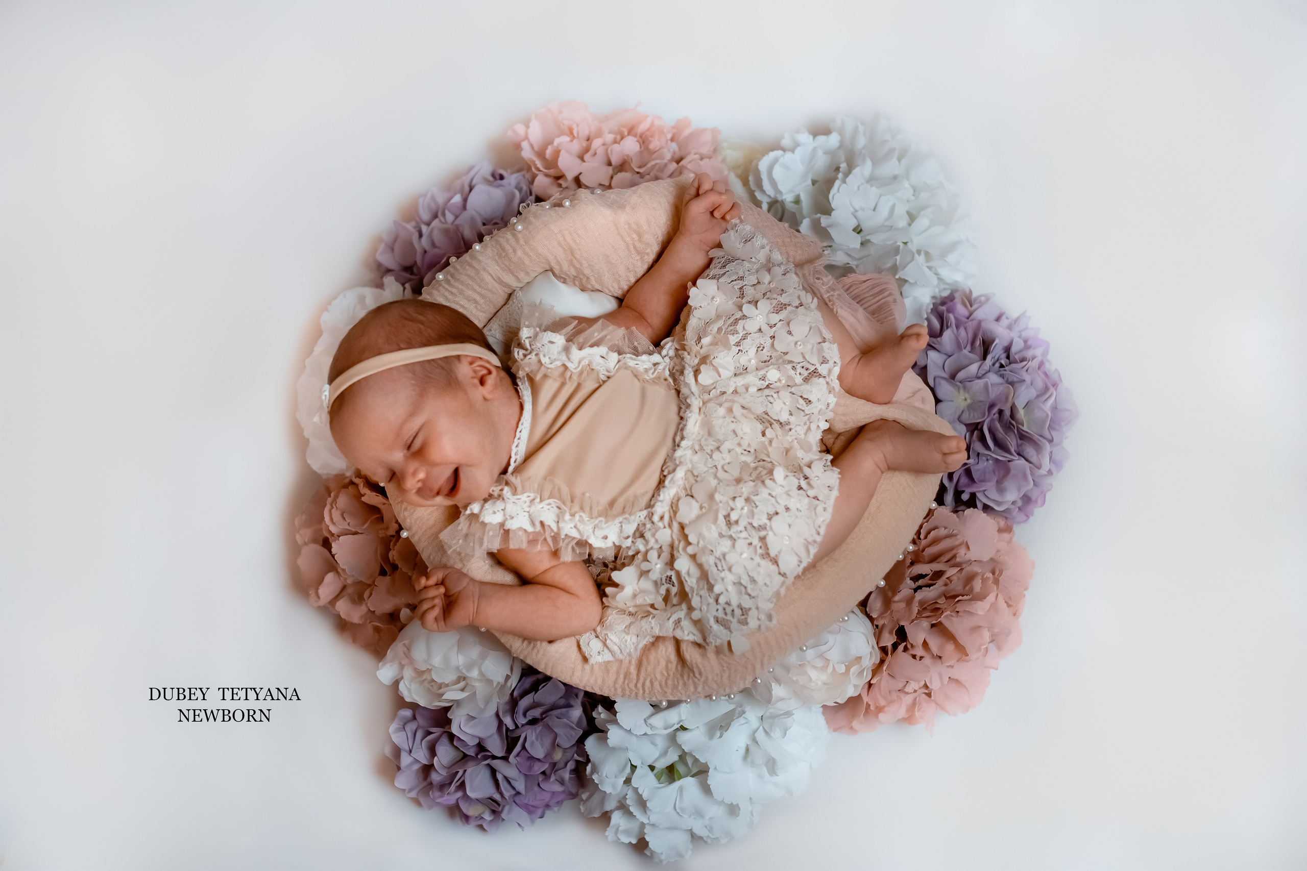 Focení novorozence miminek Praha a celé ČR, newborn photography Prague