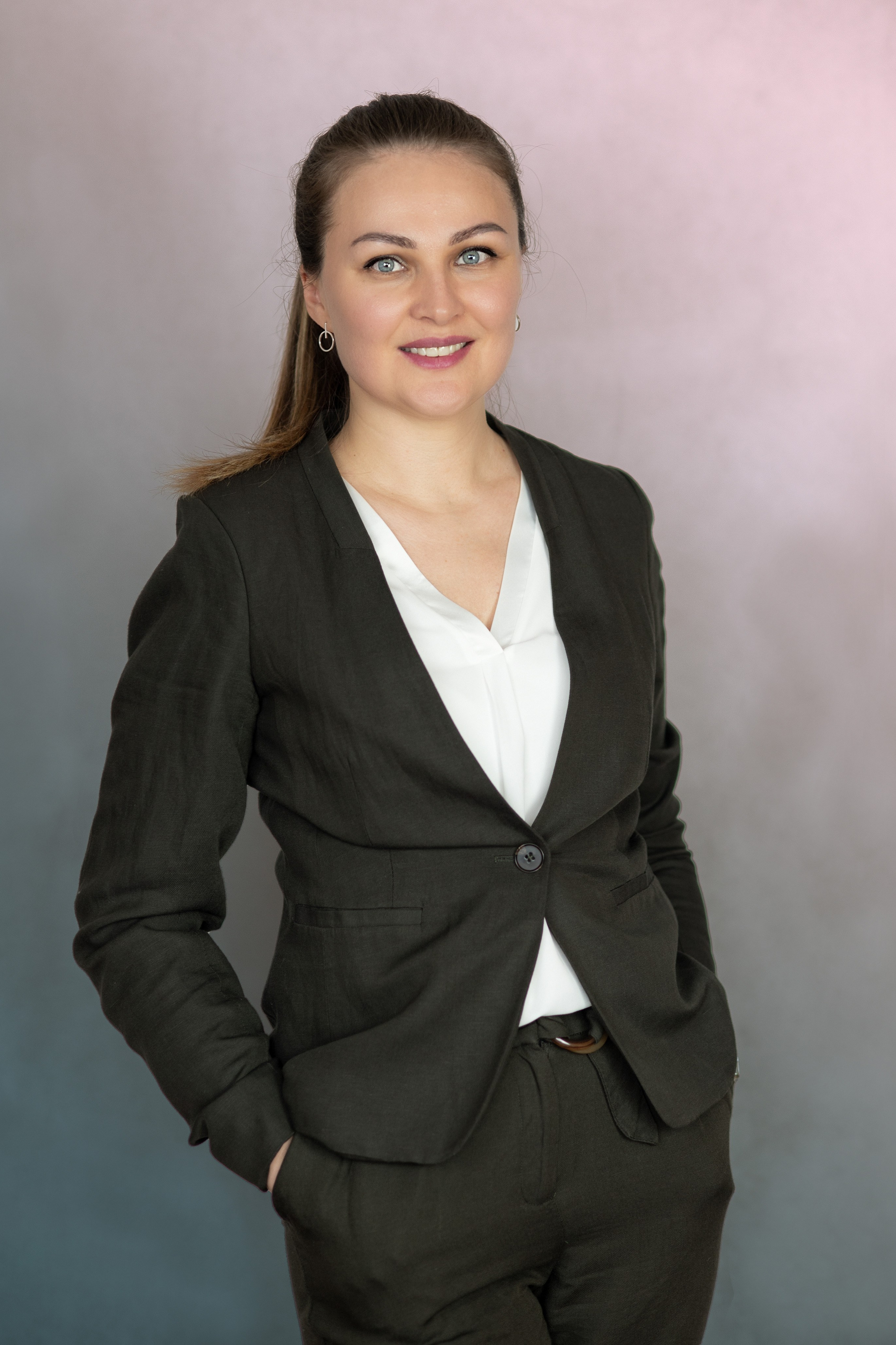 CEO Business Portrait. Irina Küttner – Visuelle Geschichten: Foto & Web in Weimar, Erfurt & Jena