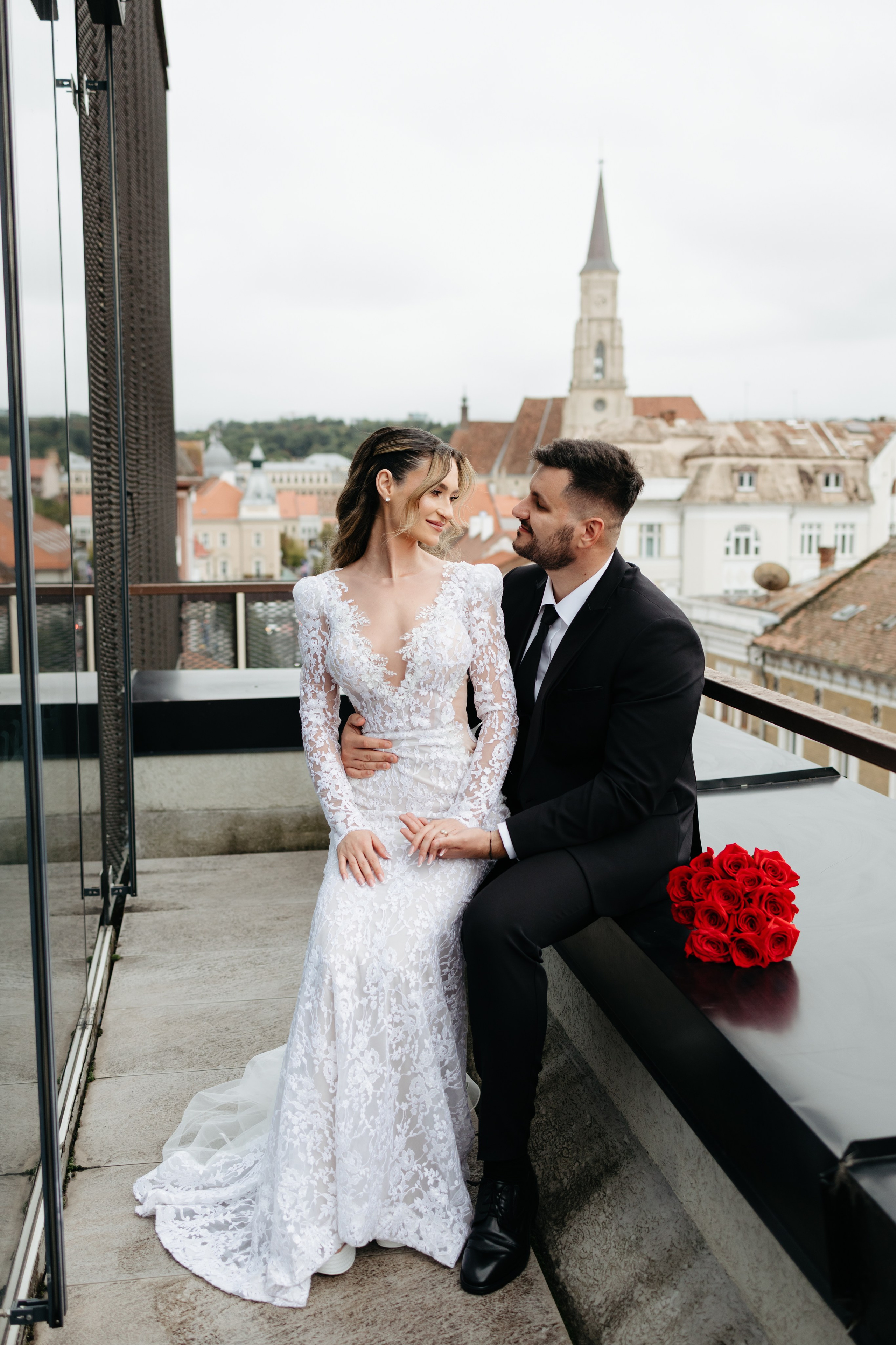 EXPERIENCE. Wedding Photographer Editorial Storytelling Cluj, Romania & Europe|Lore Photography