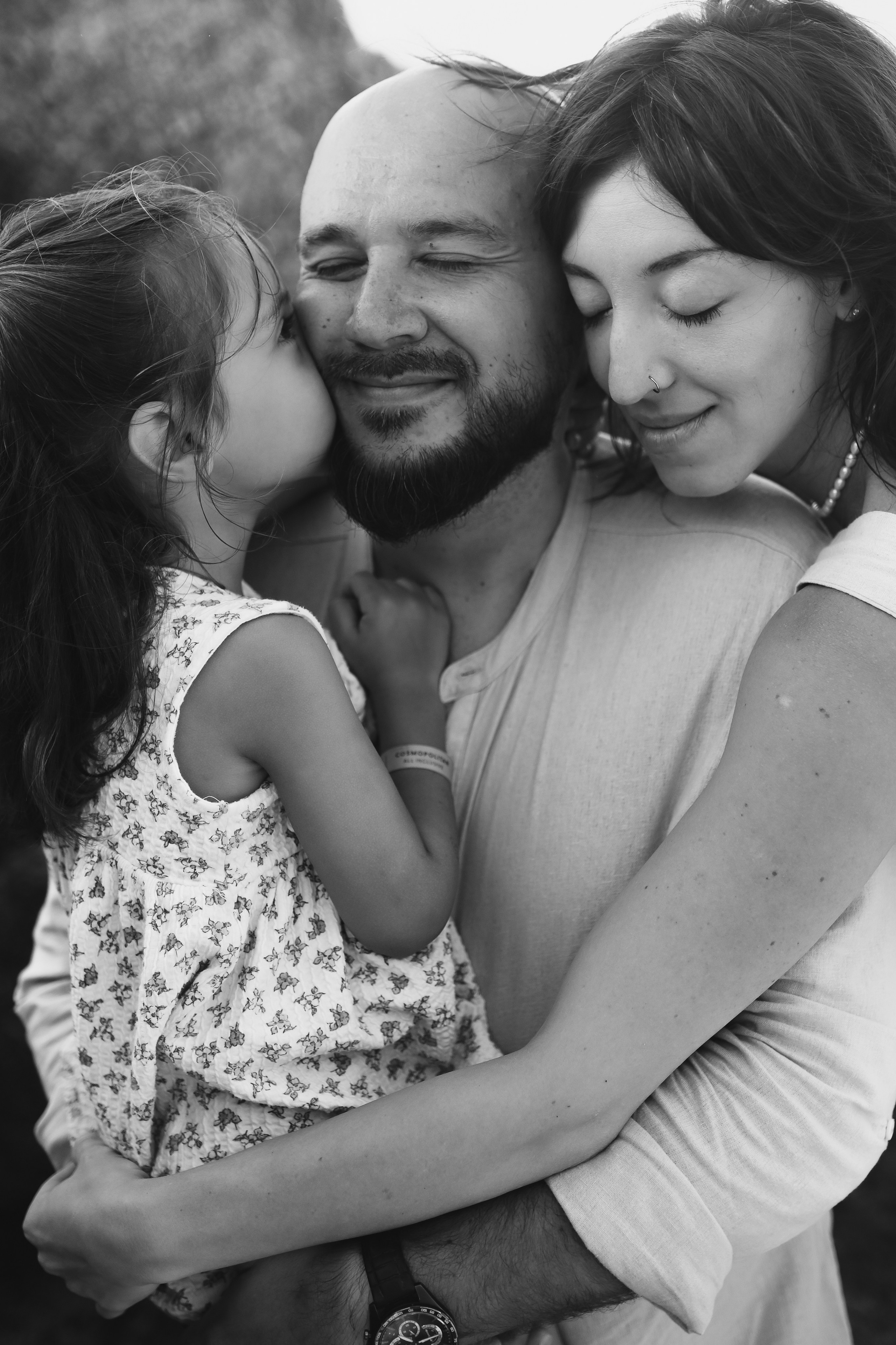 Οικογενειακή φωτογραφίση σε παραλία της Ρόδου. WELCOME