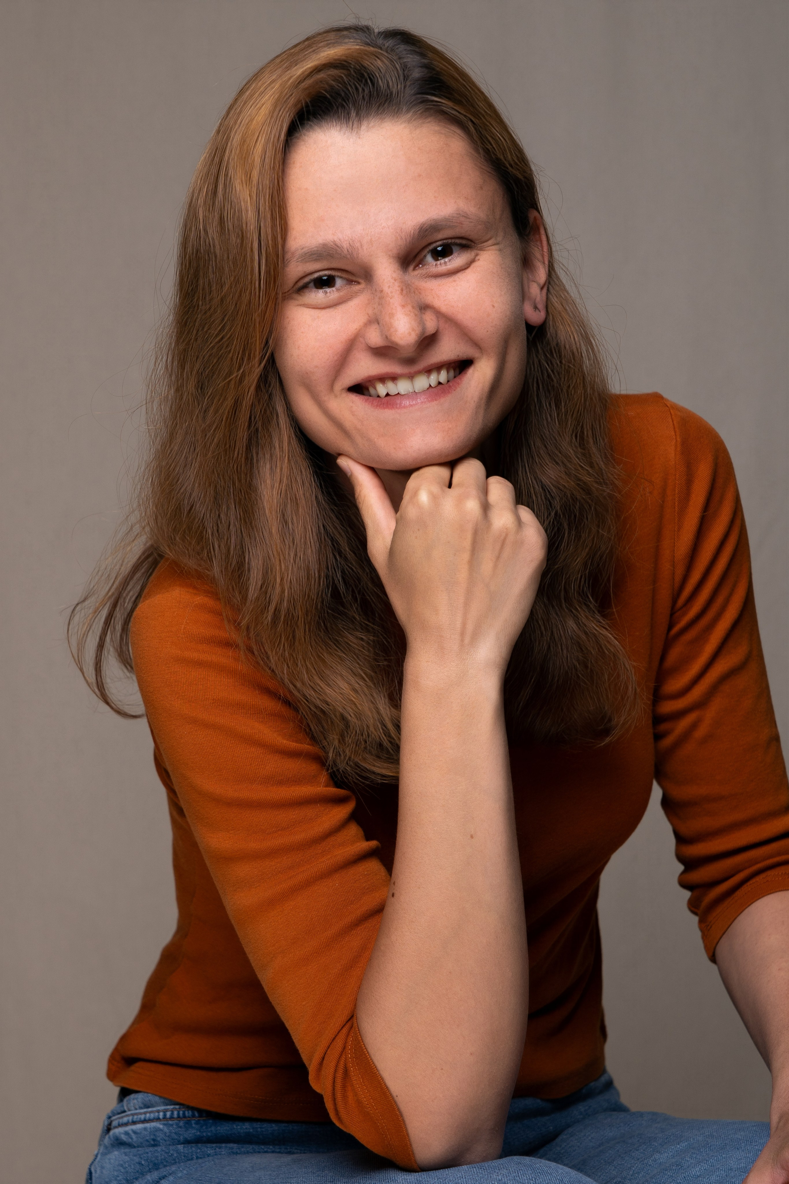 About. Gabriela Nita — Portrait Photographer and Videographer in Bucharest, Romania