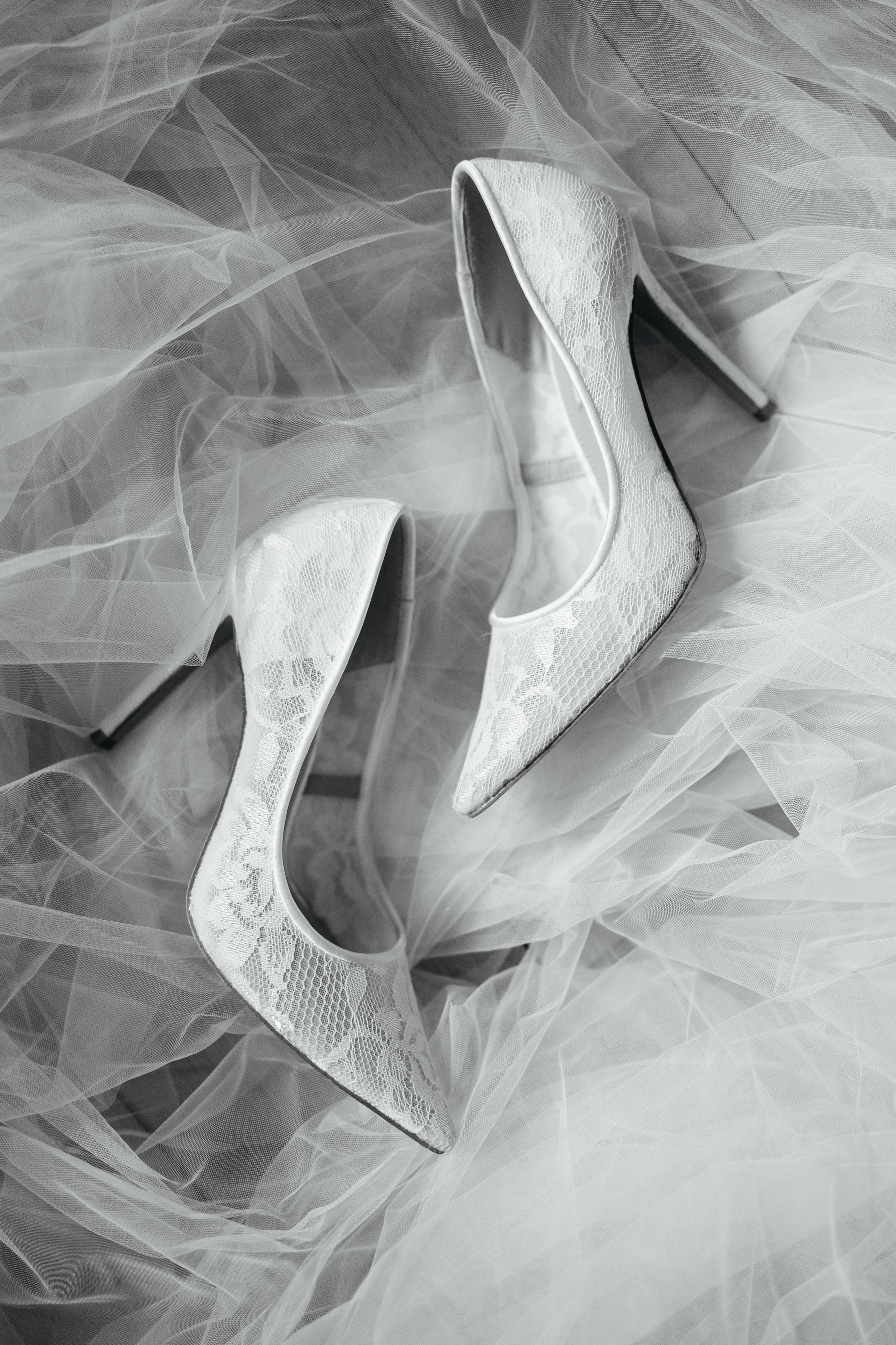 Wedding Photographer Editorial Storytelling Cluj, Romania & Europe|Lore Photography