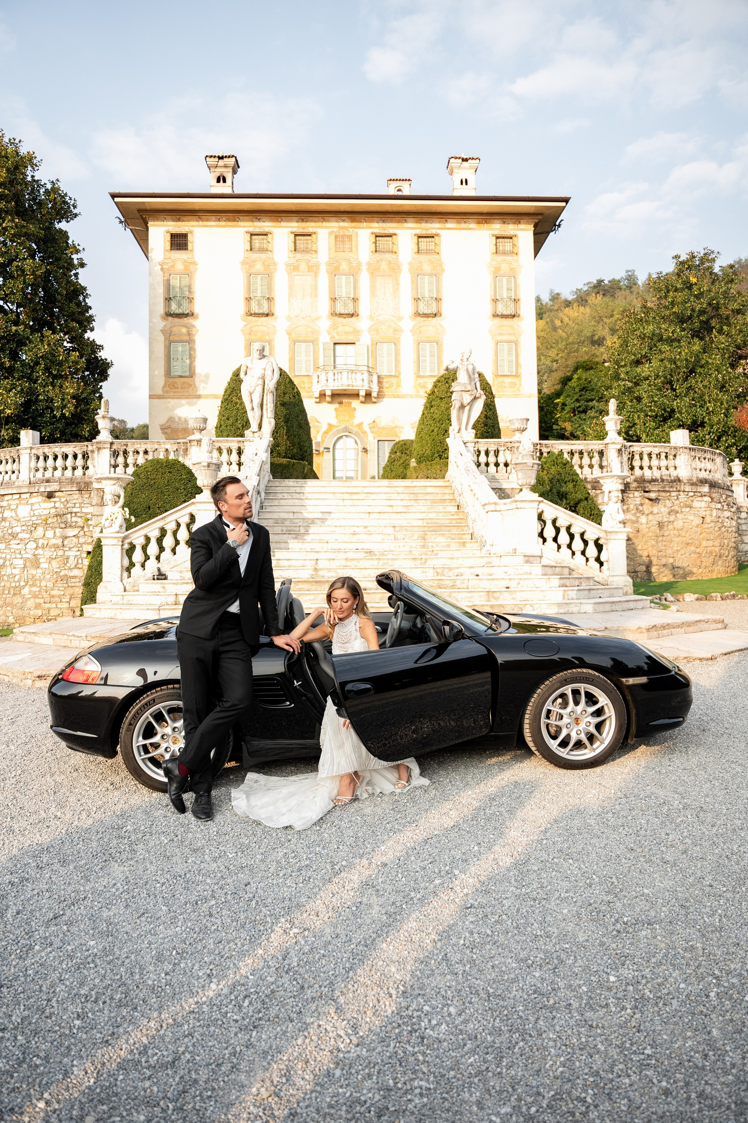 Wedding Car Photoshoot Ideas: Examples in Europe
