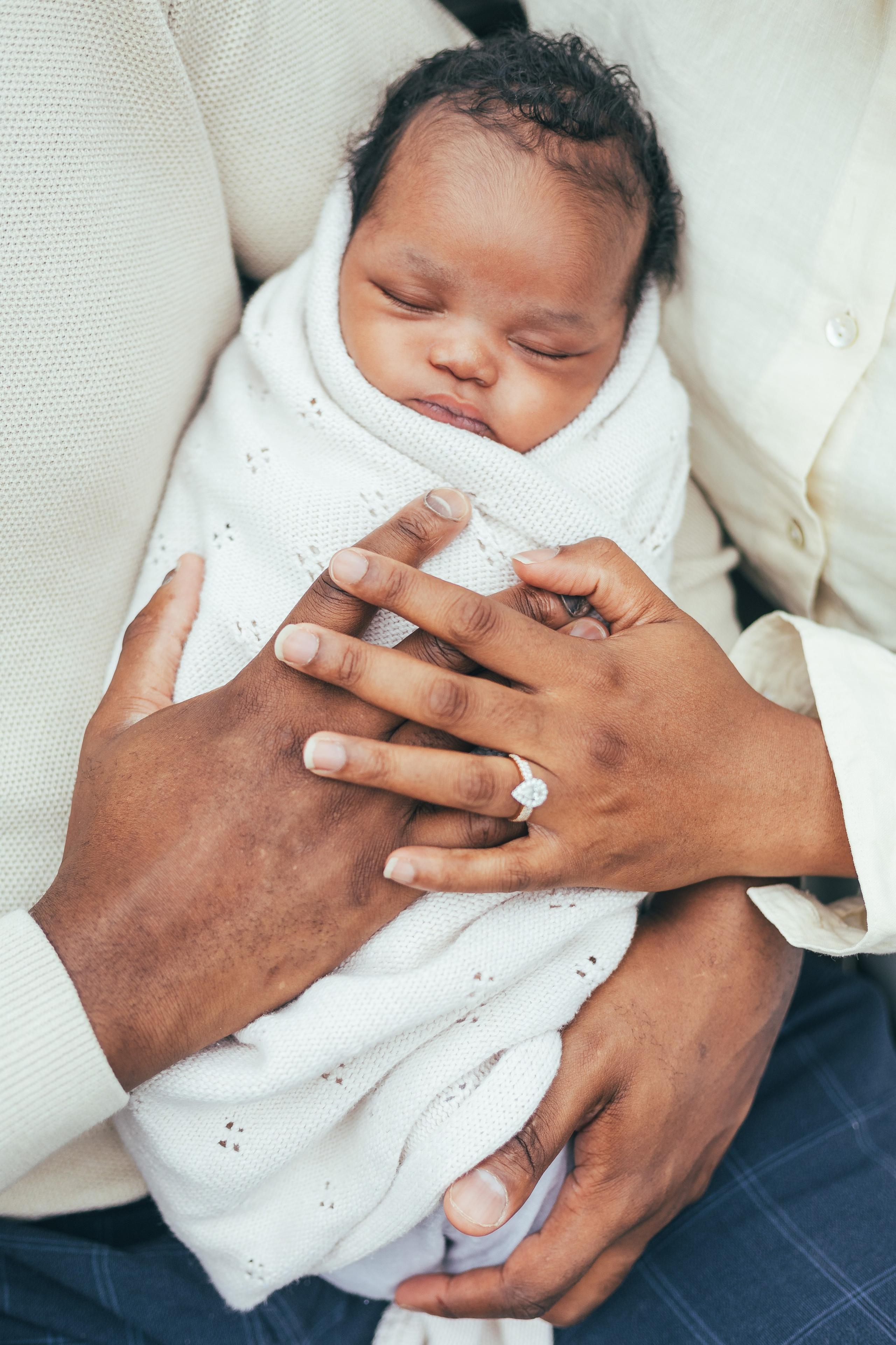 Family photographer in Sydney. True Story Photography