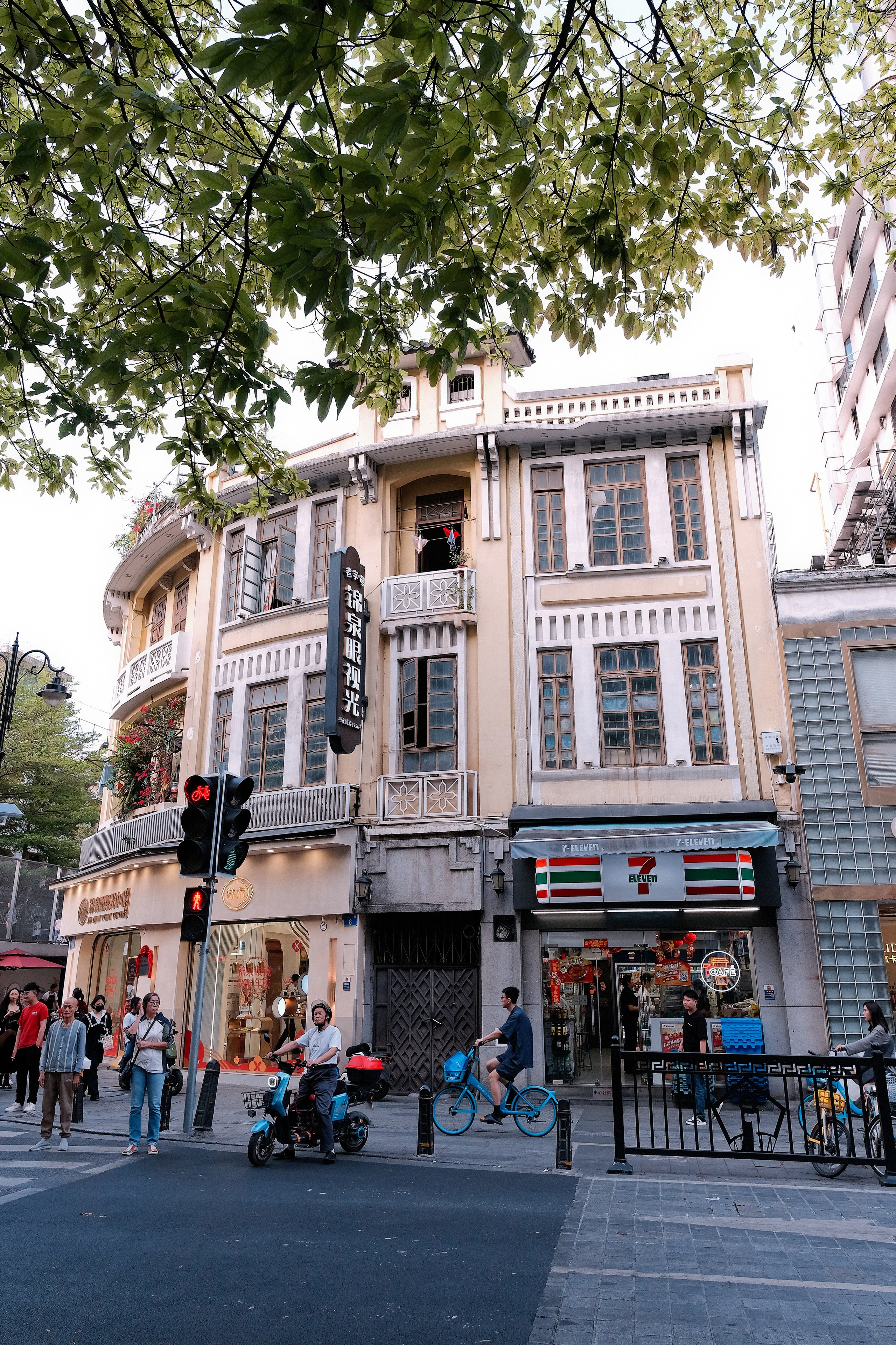 Candid Street Photography in Guangzhou | China 🇨🇳. 中国街头摄影 | The Streets of China Through My Eyes | 深圳