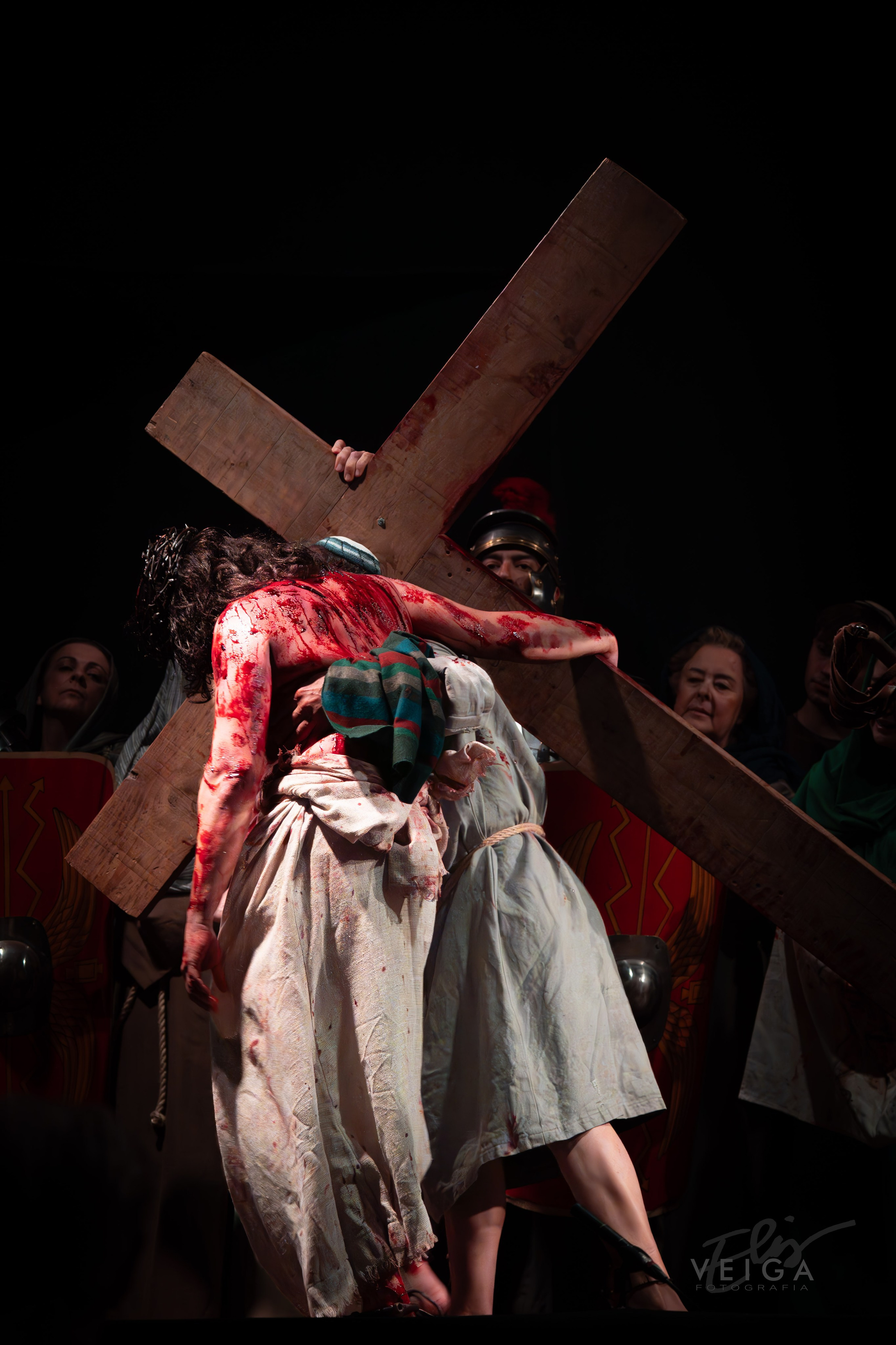 Mirar con el alma: ser fotógrafa en Pasión y Triunfo. Alcalá del Río, Sevilla, 2025. Elisveiga