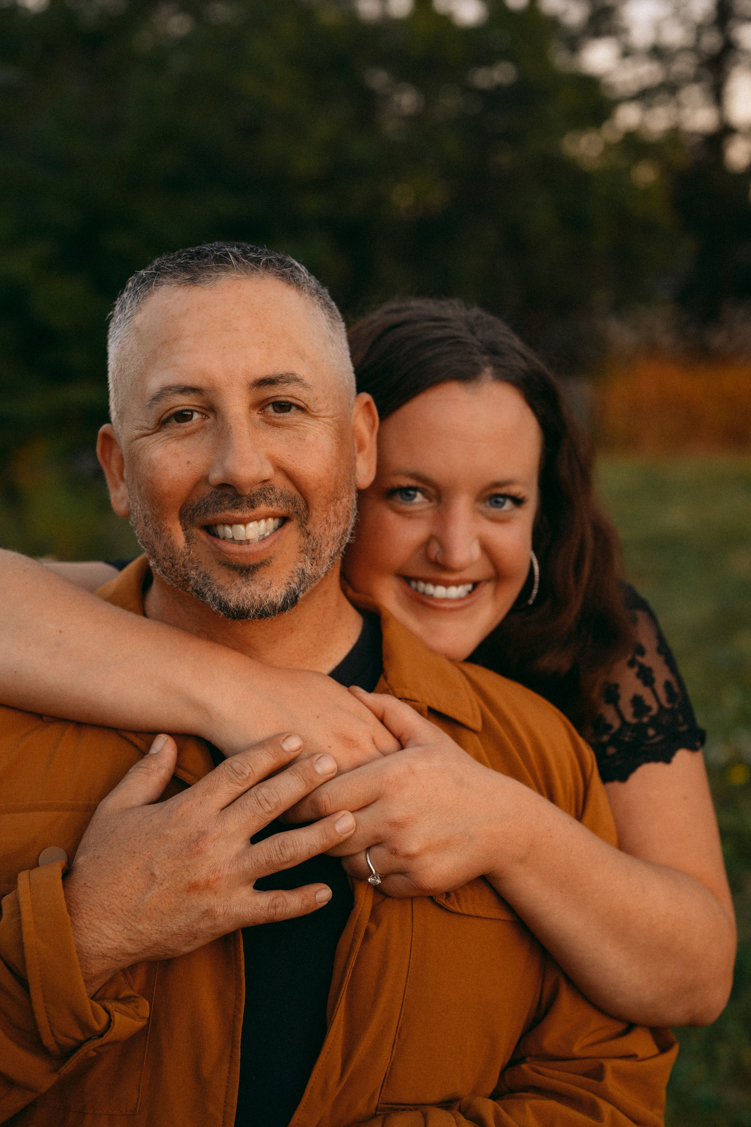 Fall family shoot in Sherwood Forest Park in Ashwaubenon. Green Bay Family Photographer — Ilia Bordiugov Photography