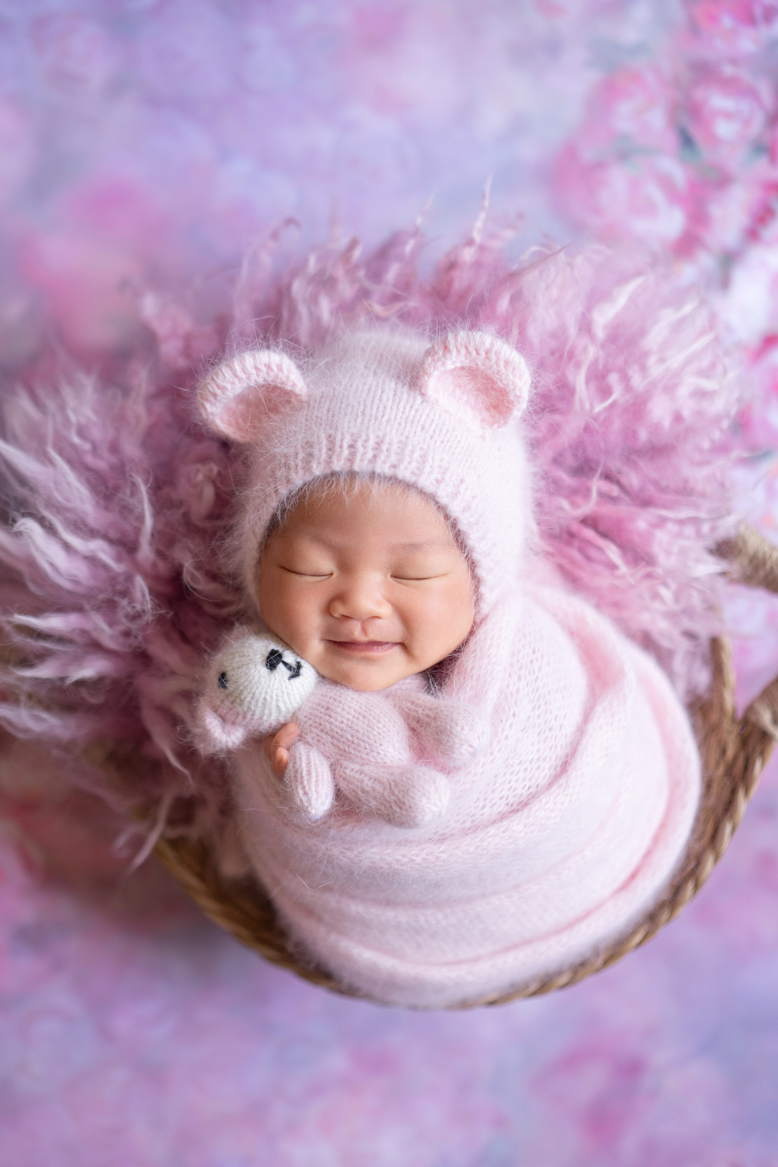 When Should You Schedule Your Newborn Photography Session?. Maternity, family and newborn photography in San Francisco Bay Area