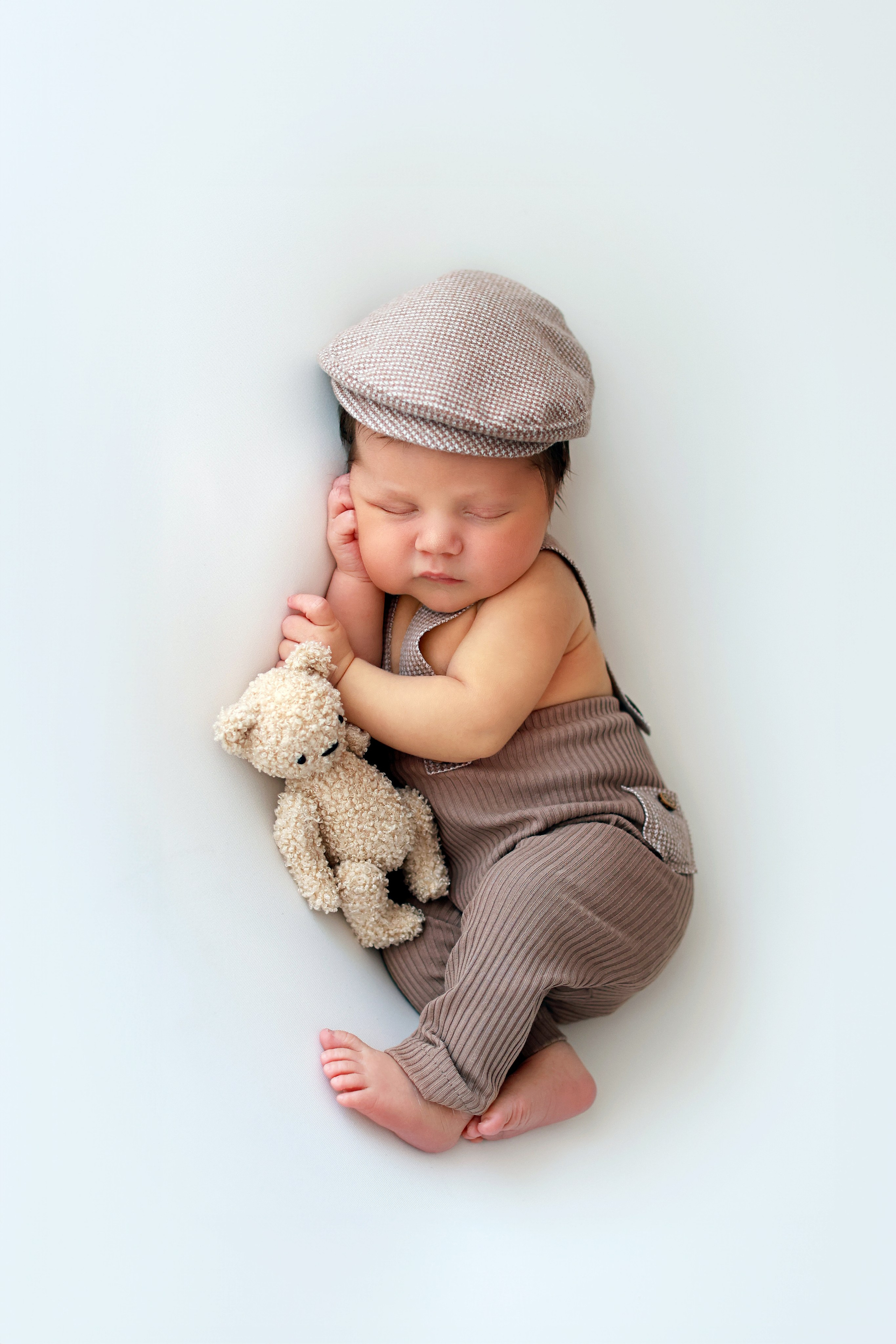 Newborn. Daria Dmitrieva Newborn Photographer in Serbia