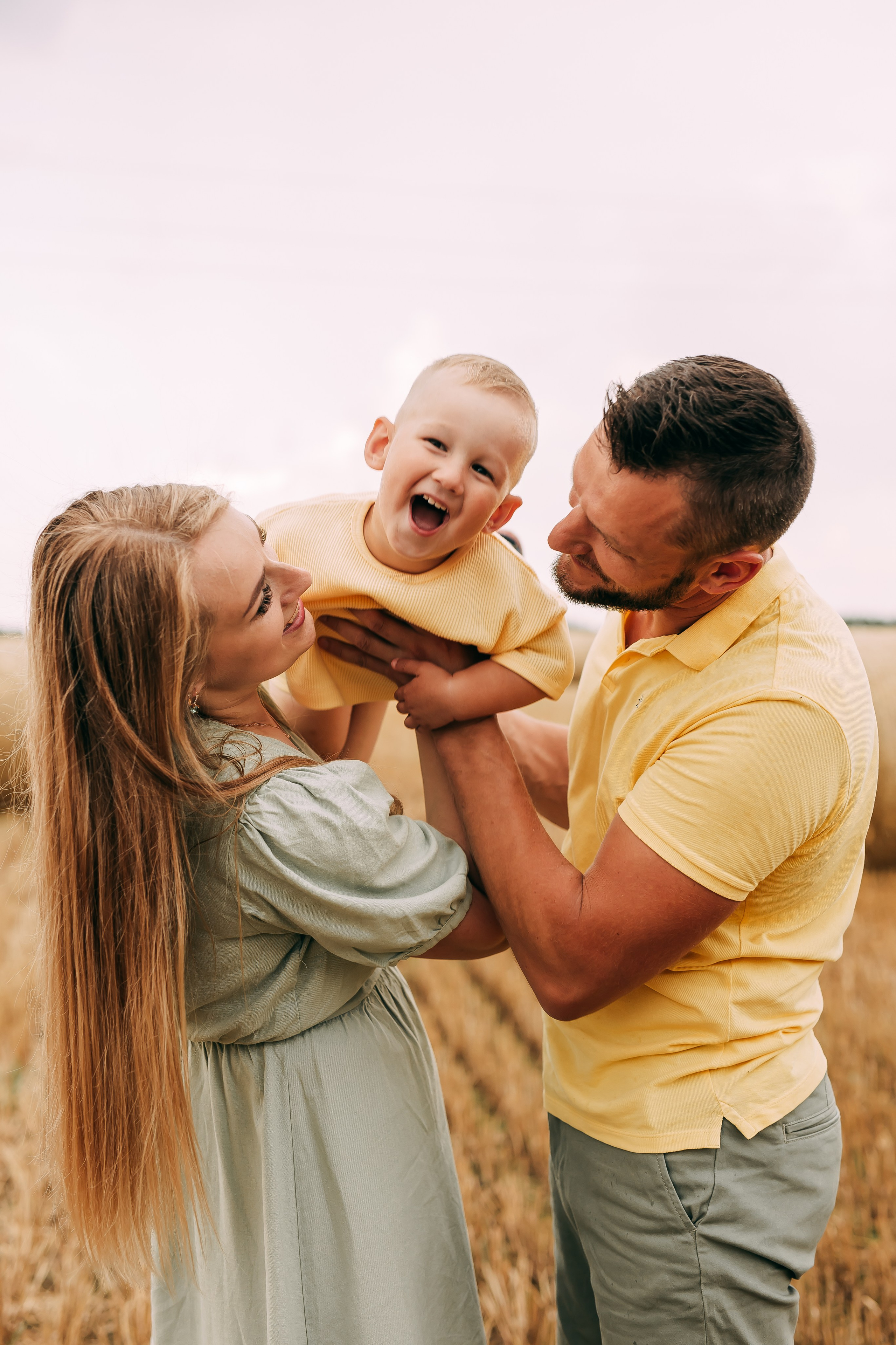 Pakalpojumi. Fotogrāfe Līga Vaidere