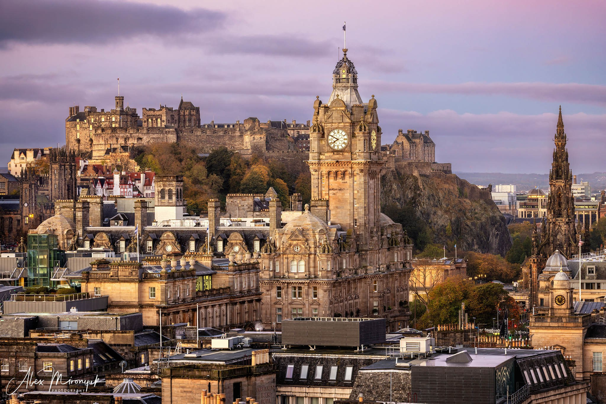 Scotland’s Highlands. Pet, Senior, Landscape, portrait studio, photographer in Miami and Sou