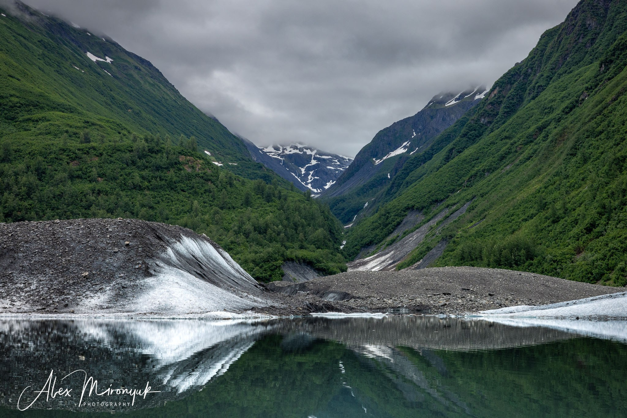 Magnificent Ice. Alaska on RV. Pet, Senior, Landscape, portrait studio, photographer in Miami and Sou