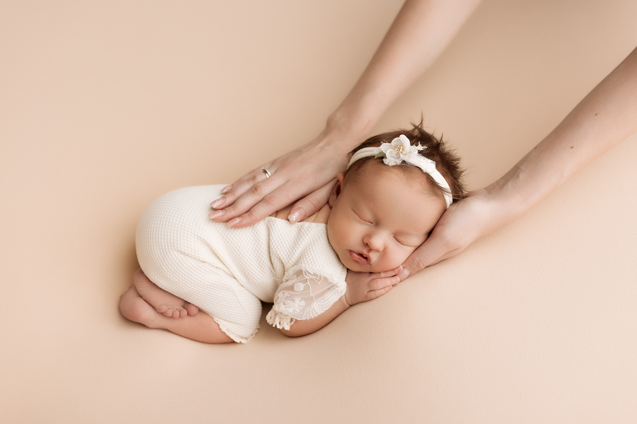 NEWBORN съёмка. Фотограф в Юрмале и Риге Анна Джибути Anna Dzibuti